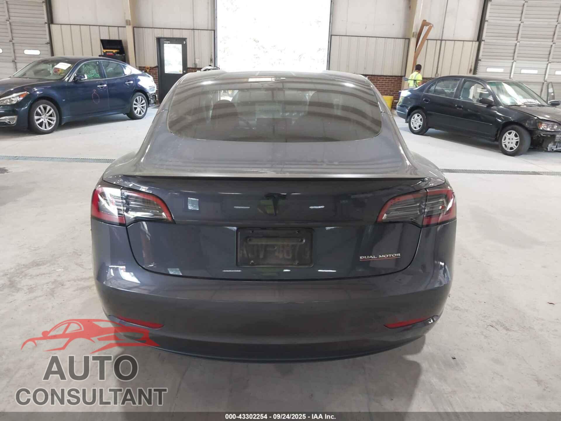 TESLA MODEL 3 2023 - 5YJ3E1EC9PF608893