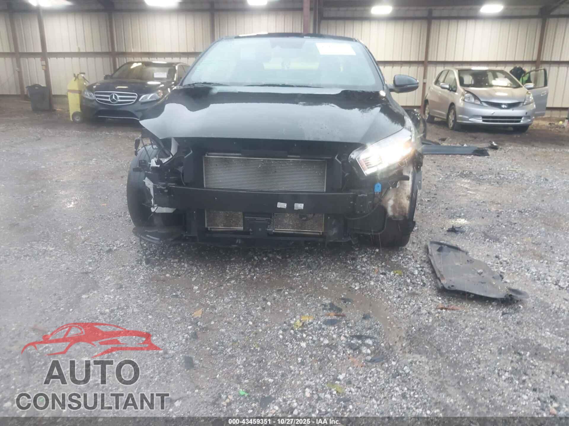 KIA FORTE 2023 - 3KPF54AD5PE670049