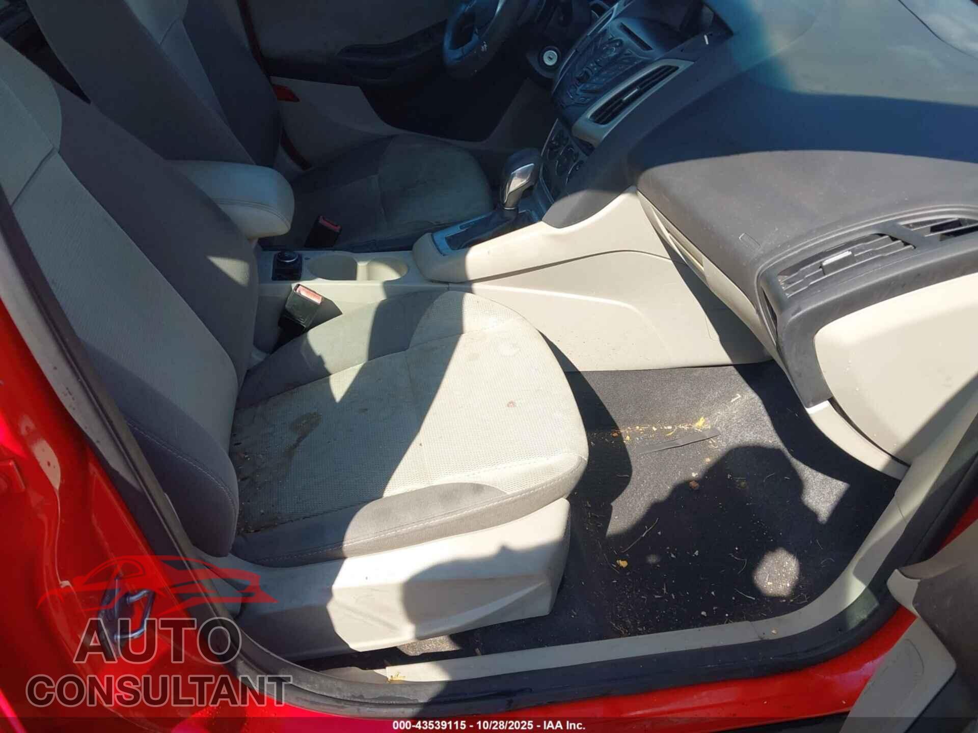 FORD FOCUS 2012 - 1FAHP3F29CL444124