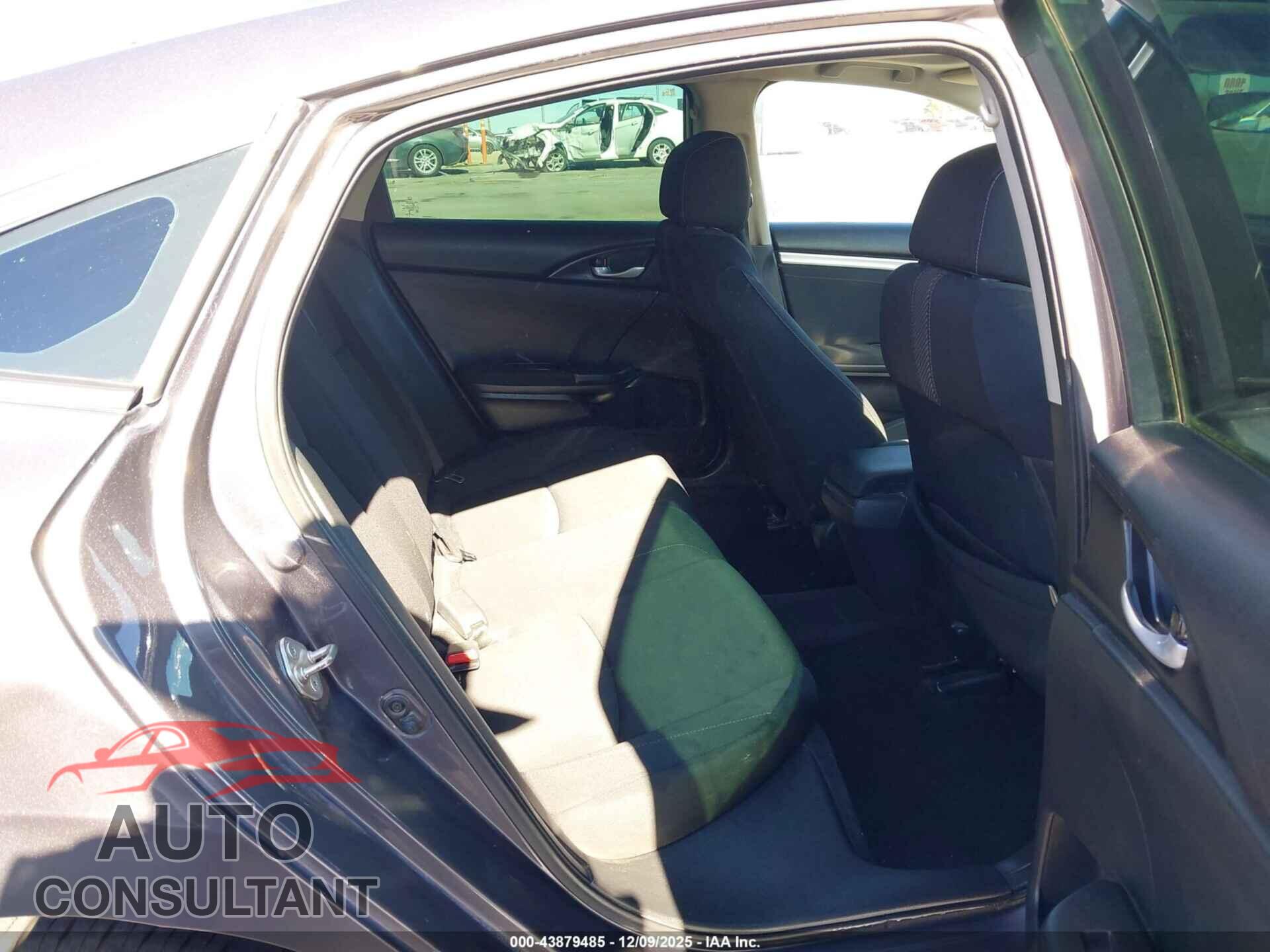 HONDA CIVIC 2018 - 19XFC2F74JE017085