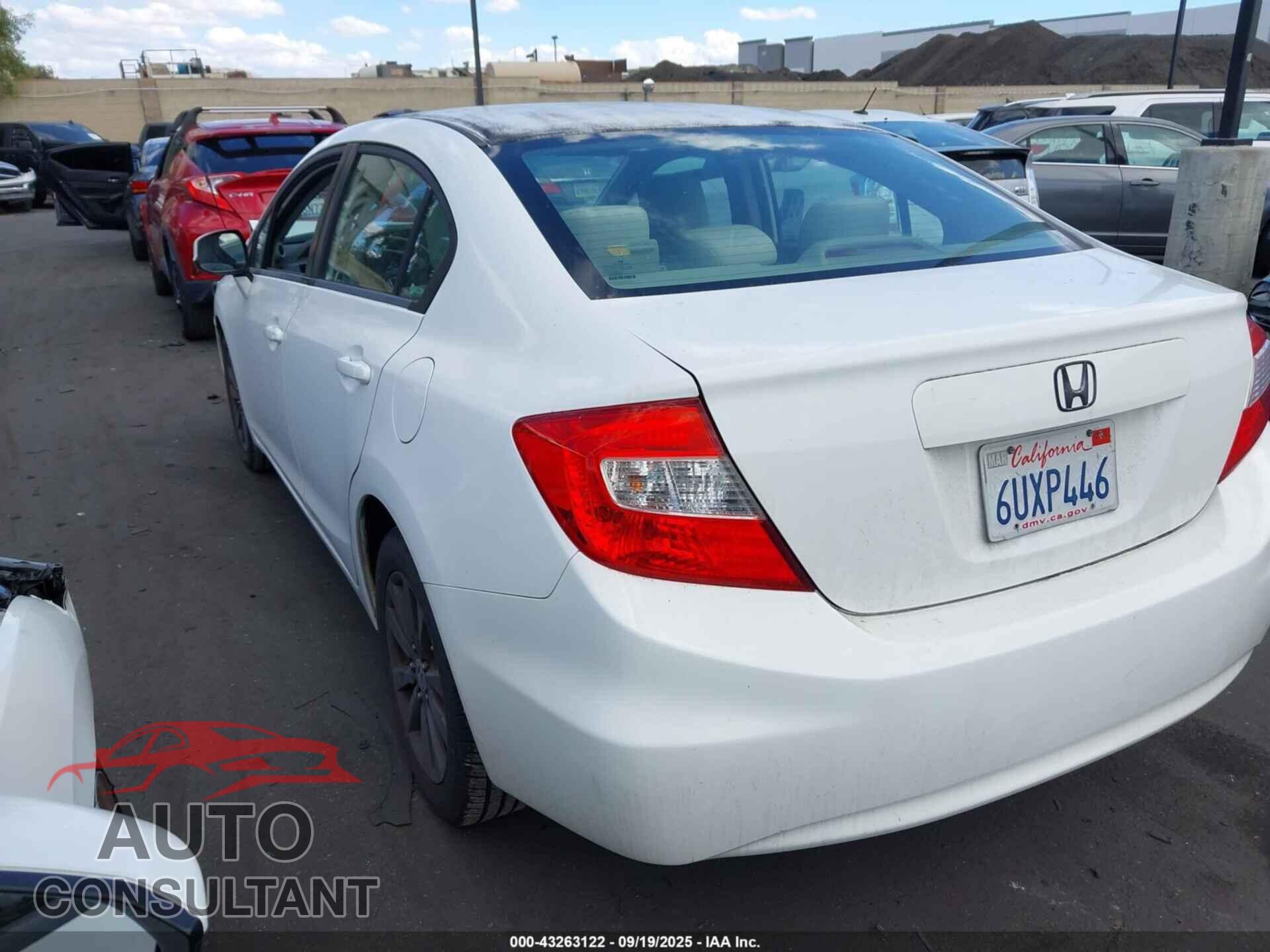 HONDA CIVIC 2012 - 2HGFB2F84CH547237