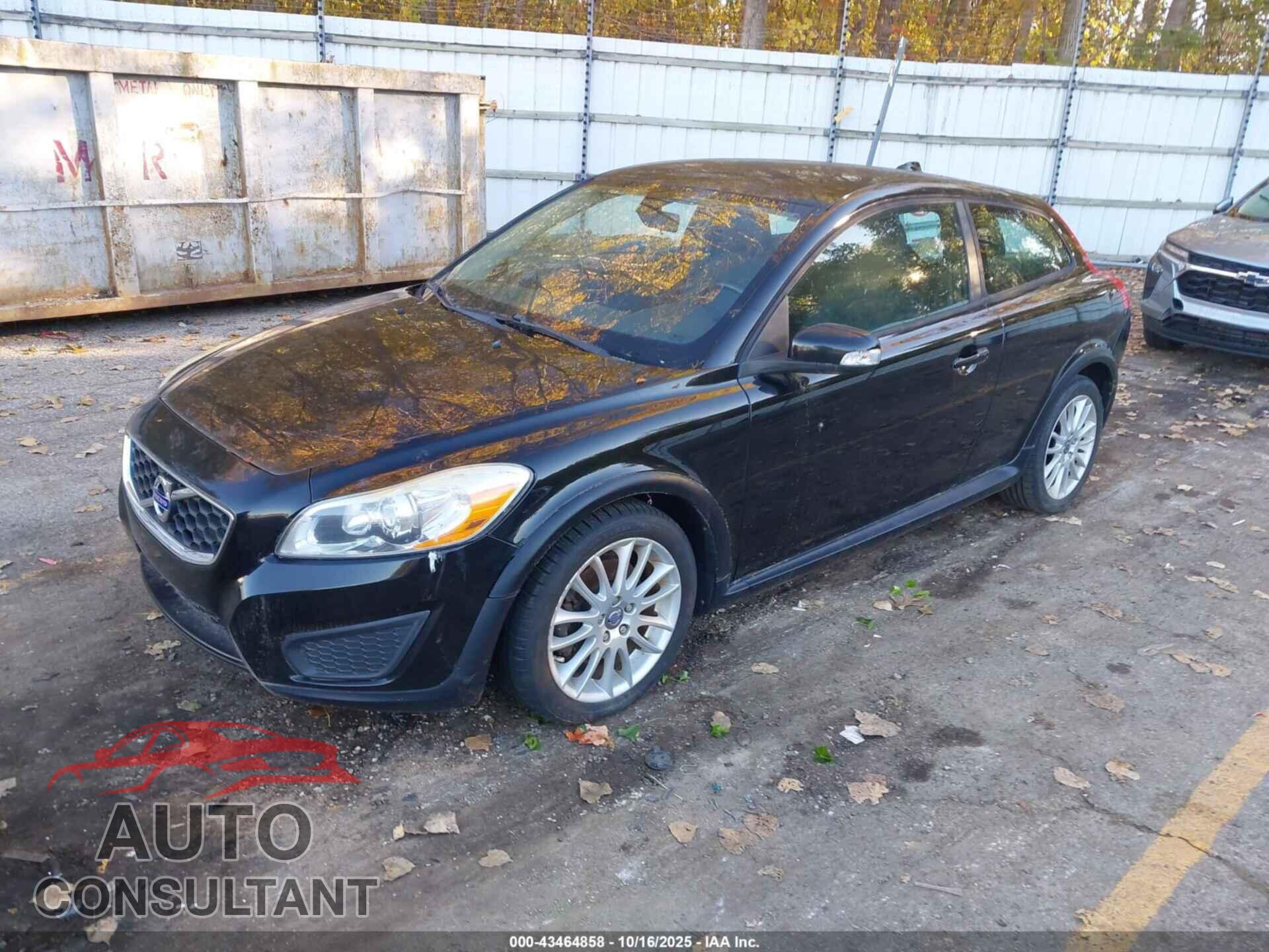 VOLVO C30 2011 - YV1672MK2B2236485