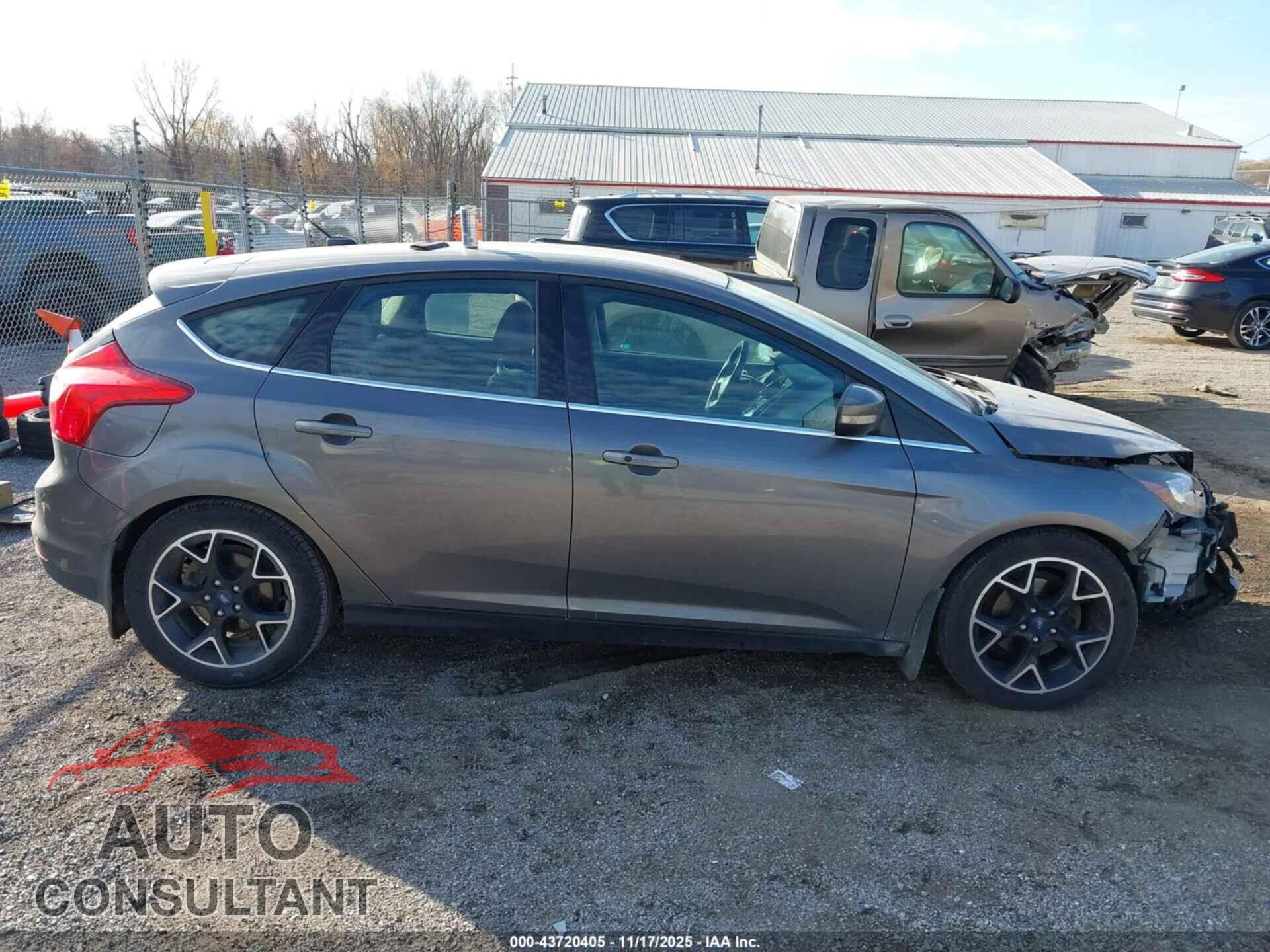 FORD FOCUS 2012 - 1FAHP3N24CL154438