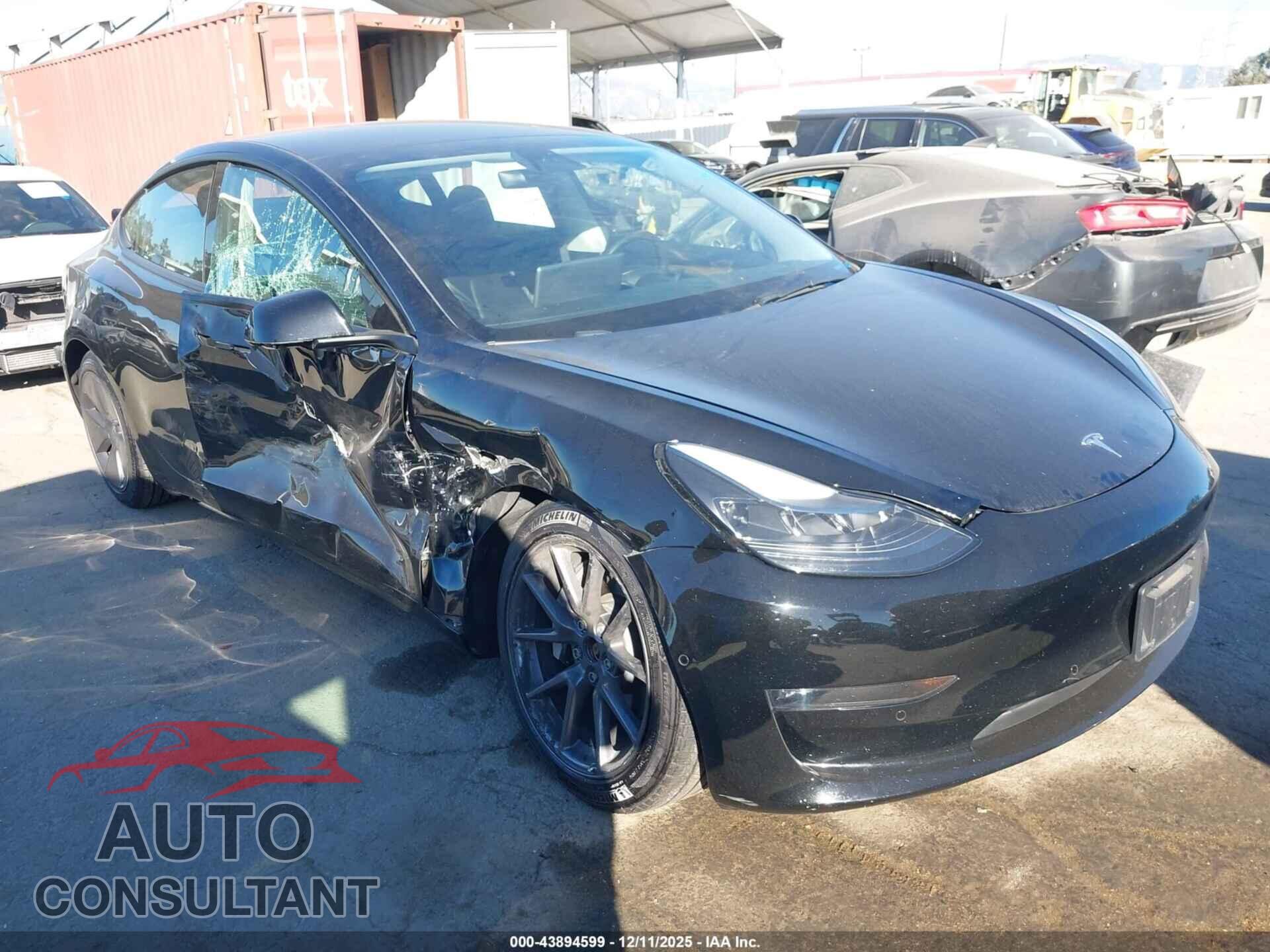 TESLA MODEL 3 2022 - 5YJ3E1EB0NF233237