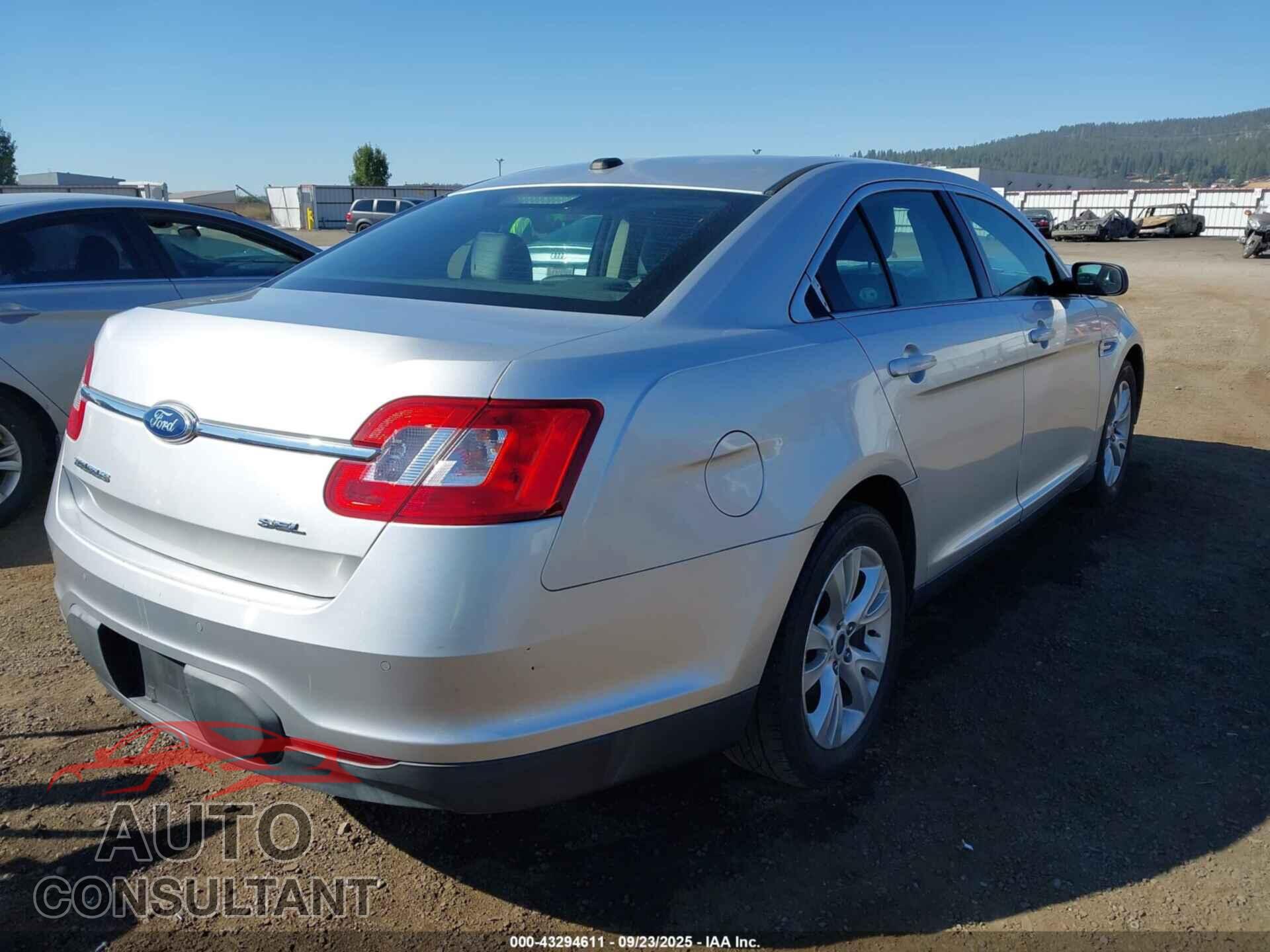 FORD TAURUS 2011 - 1FAHP2EW5BG134543