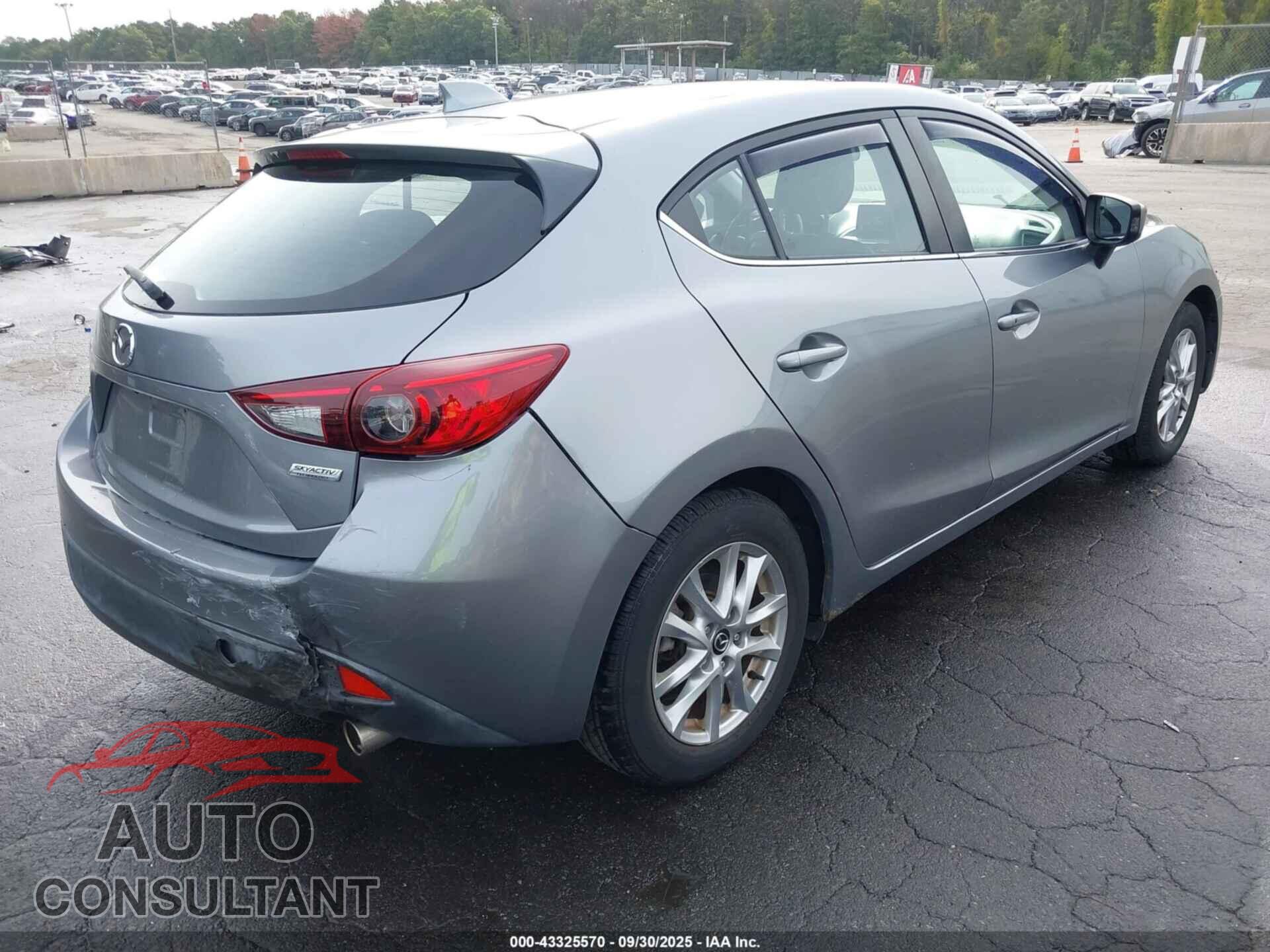 MAZDA MAZDA3 2014 - JM1BM1M76E1186008