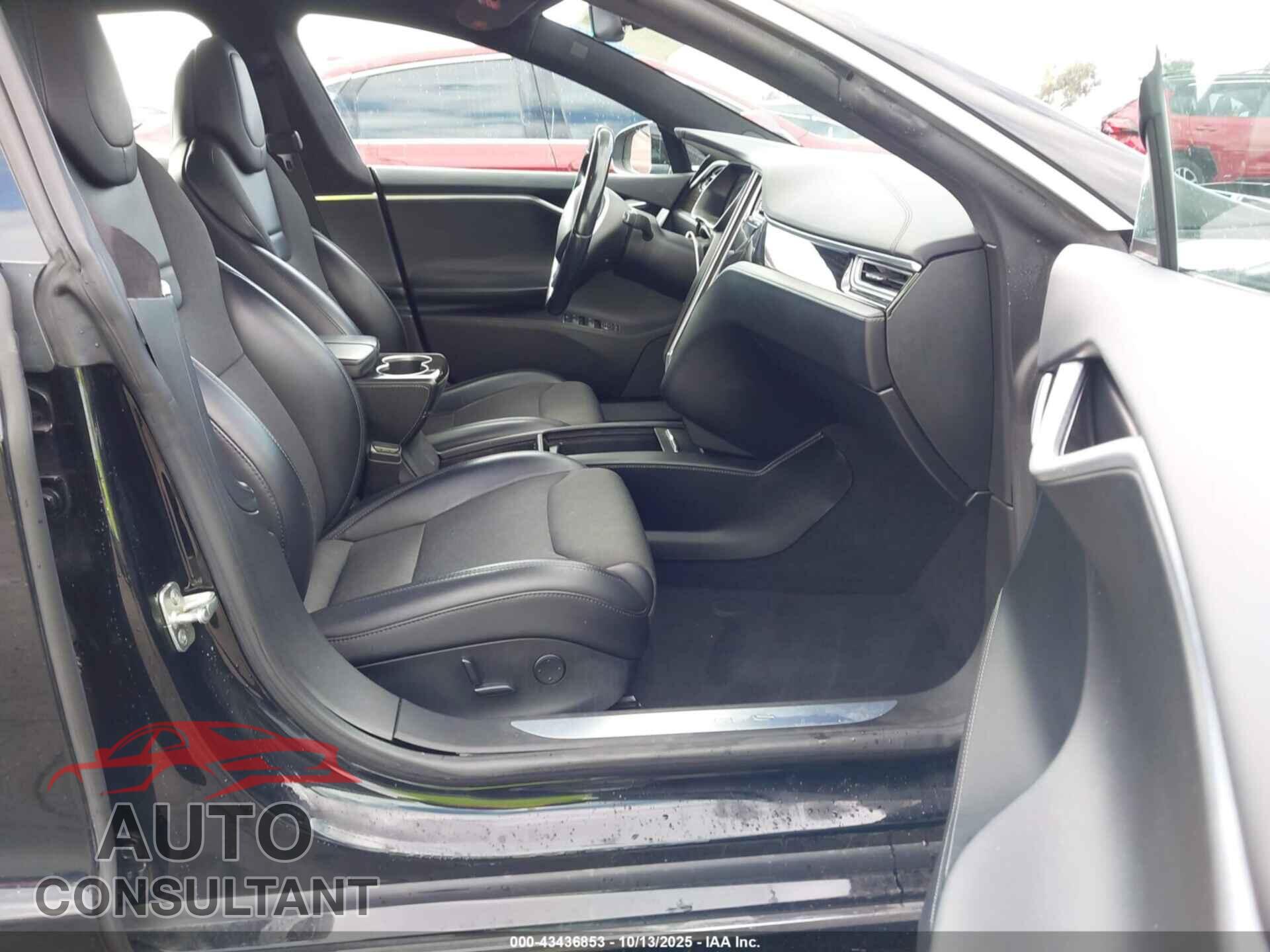 TESLA MODEL S 2017 - 5YJSA1E20HF186948