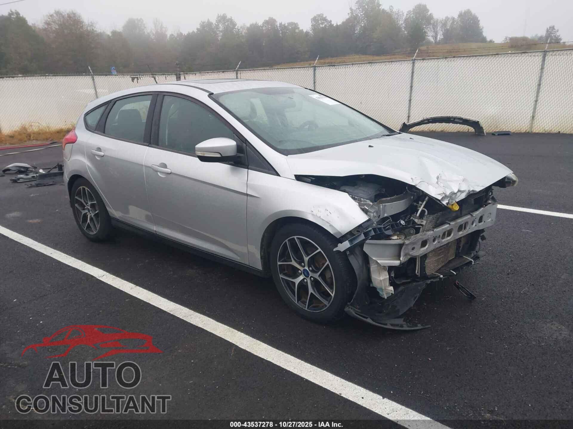 FORD FOCUS 2017 - 1FADP3M27HL248952