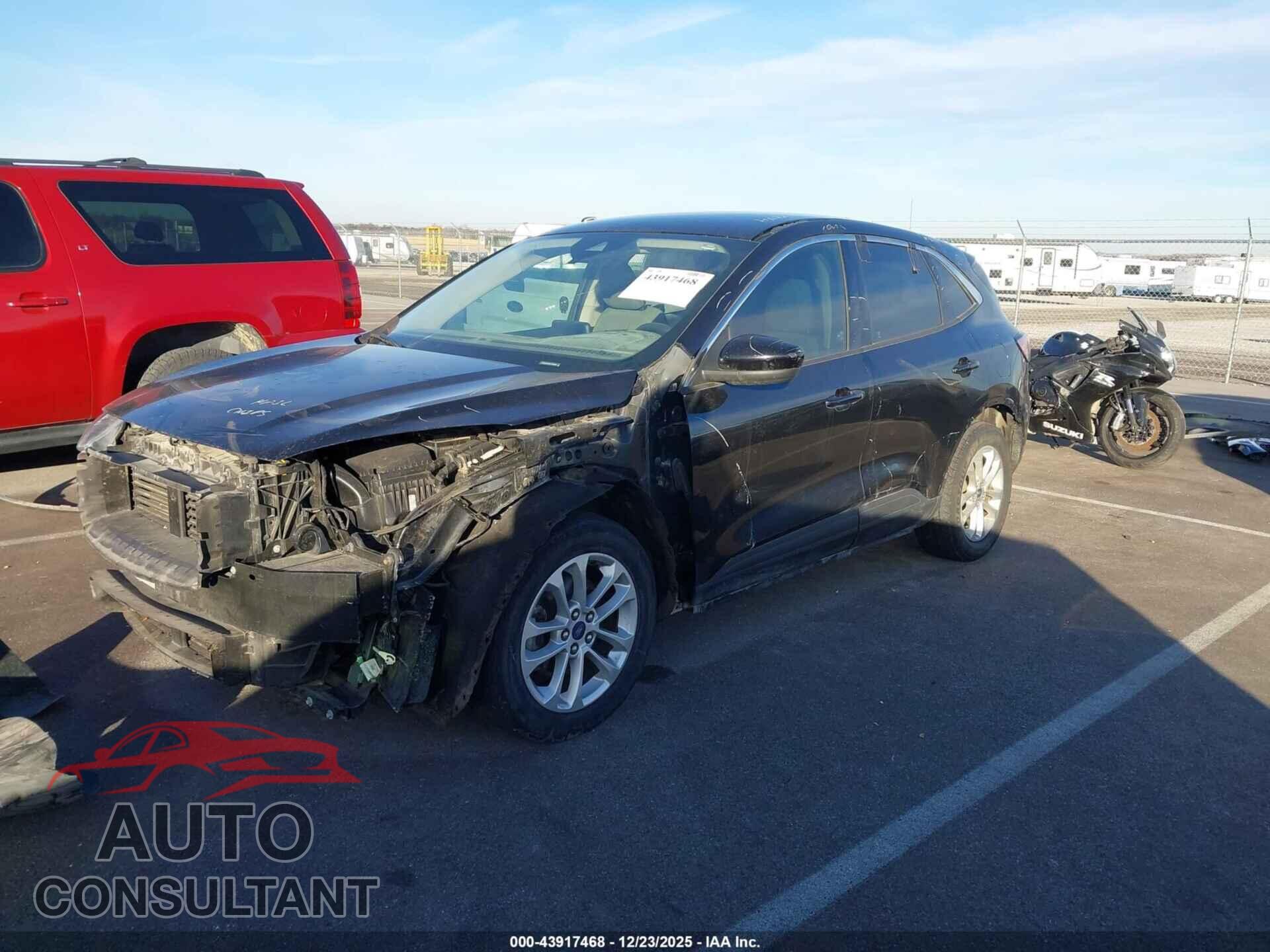 FORD ESCAPE 2020 - 1FMCU0G62LUA86058