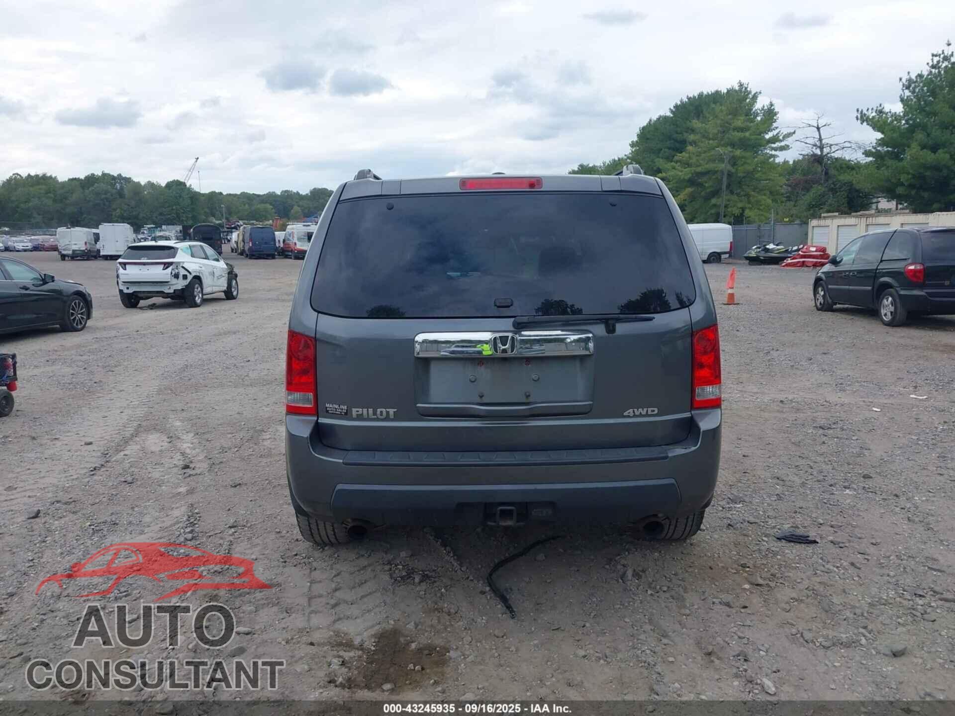 HONDA PILOT 2011 - 5FNYF4H57BB090941