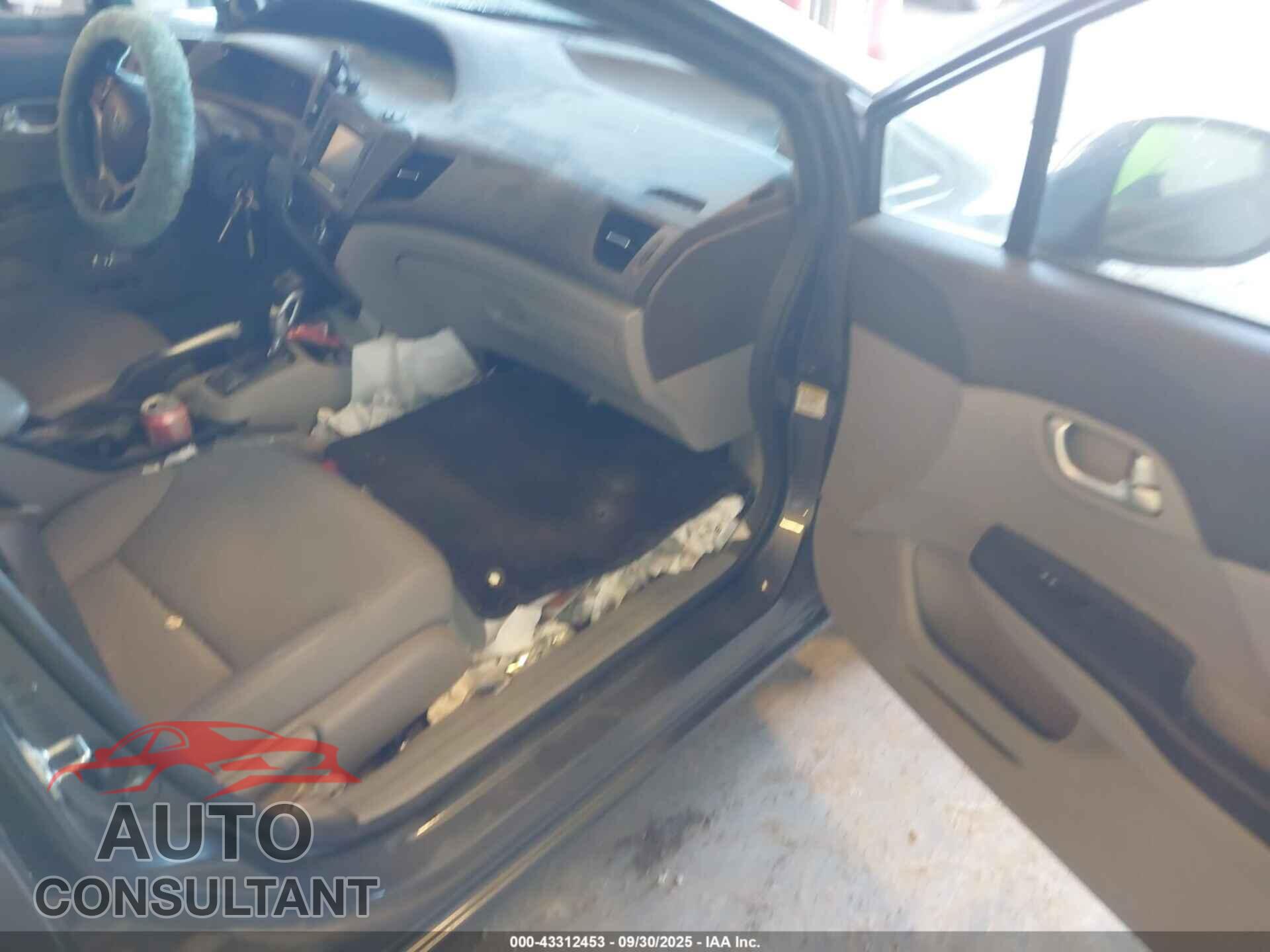 HONDA CIVIC 2012 - 2HGFB2F92CH506551