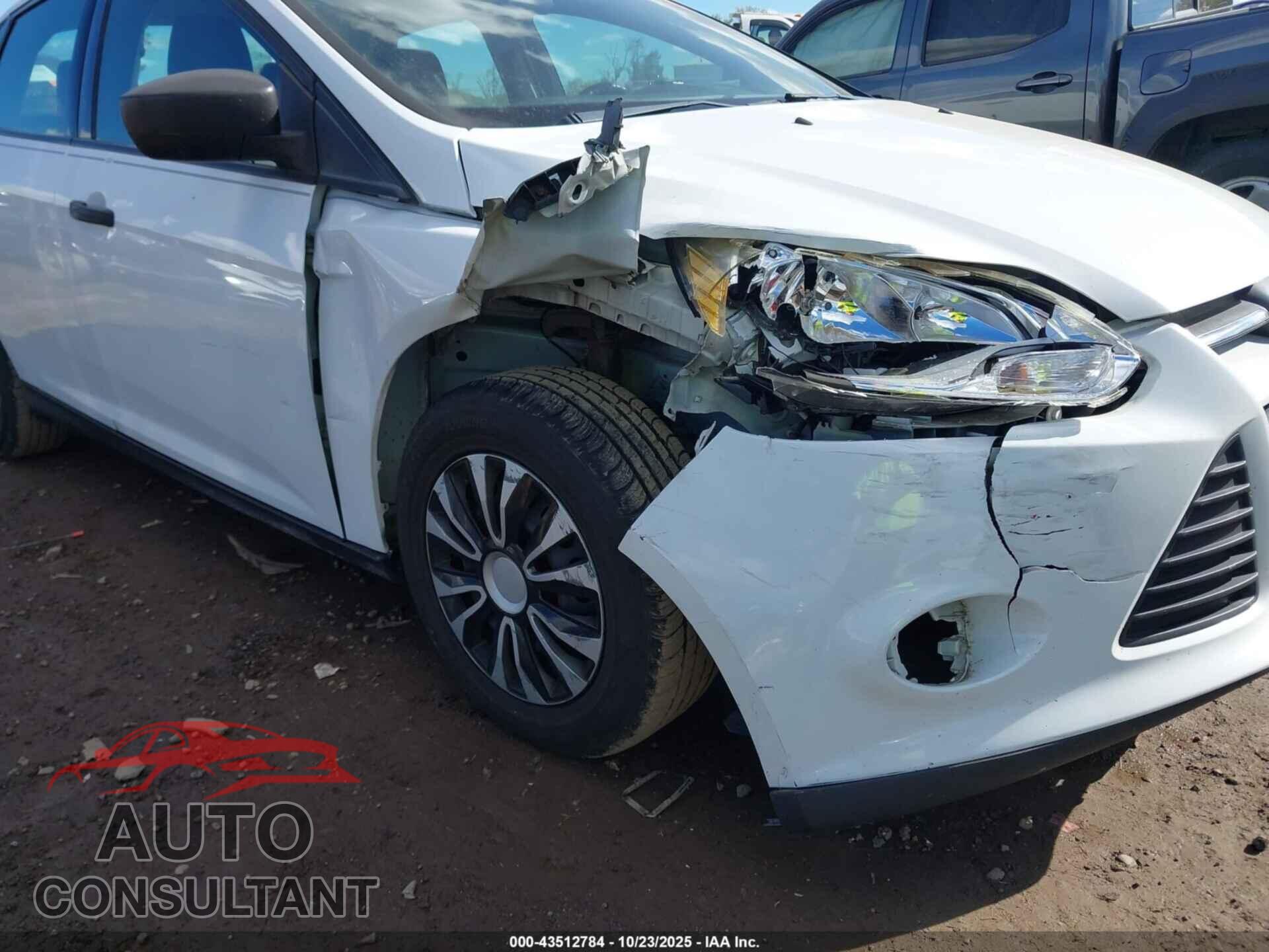 FORD FOCUS 2013 - 1FADP3E24DL244186