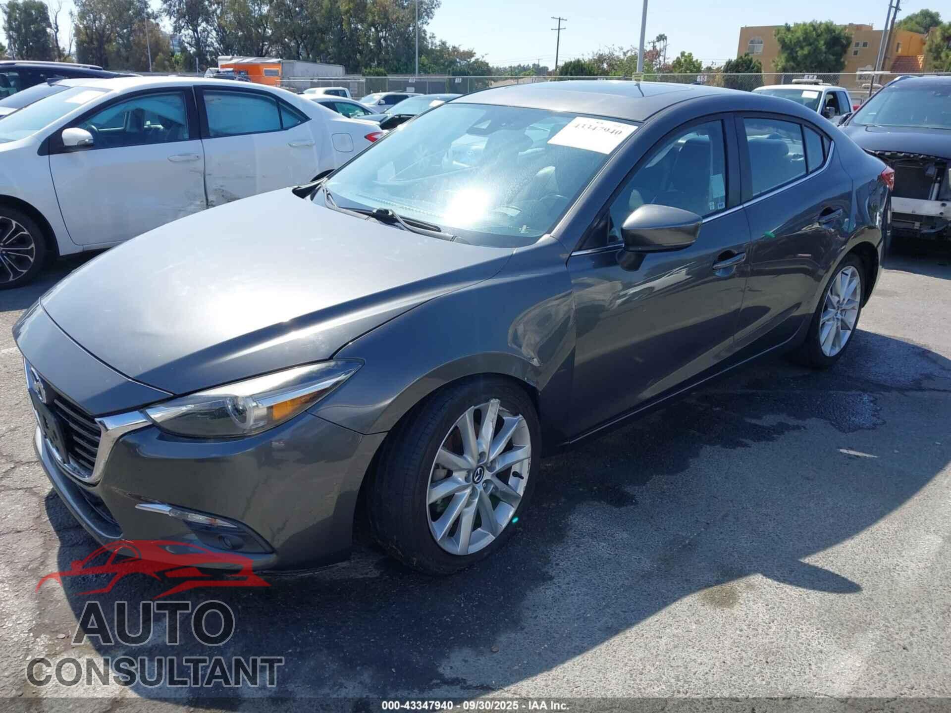 MAZDA MAZDA3 2017 - JM1BN1W39H1129507