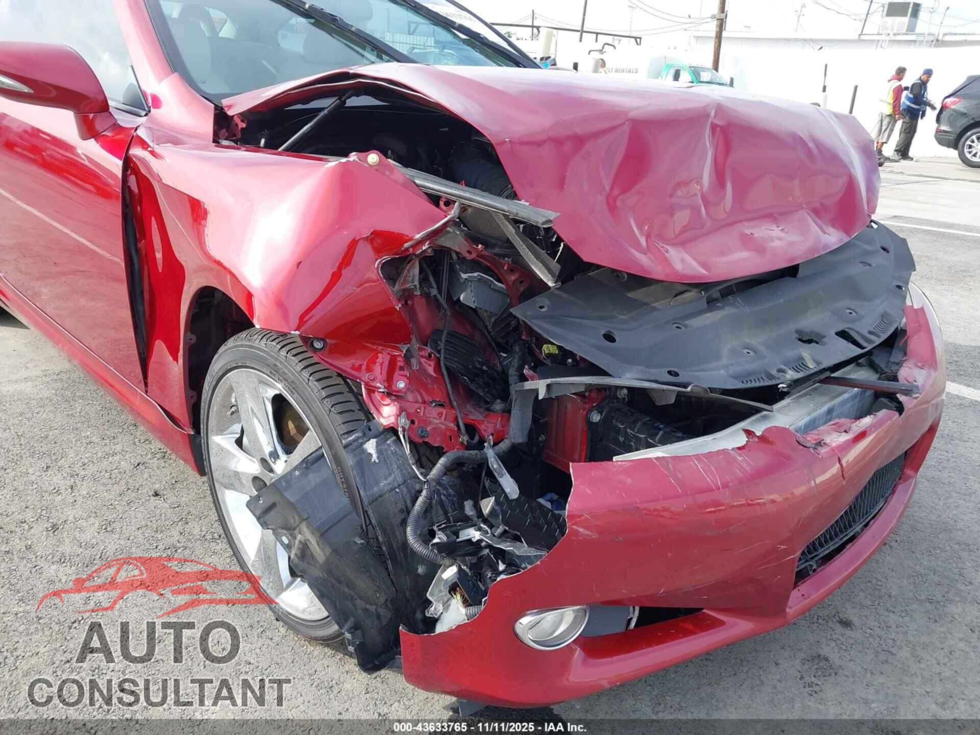 LEXUS IS 350C 2010 - JTHFE2C24A2502406