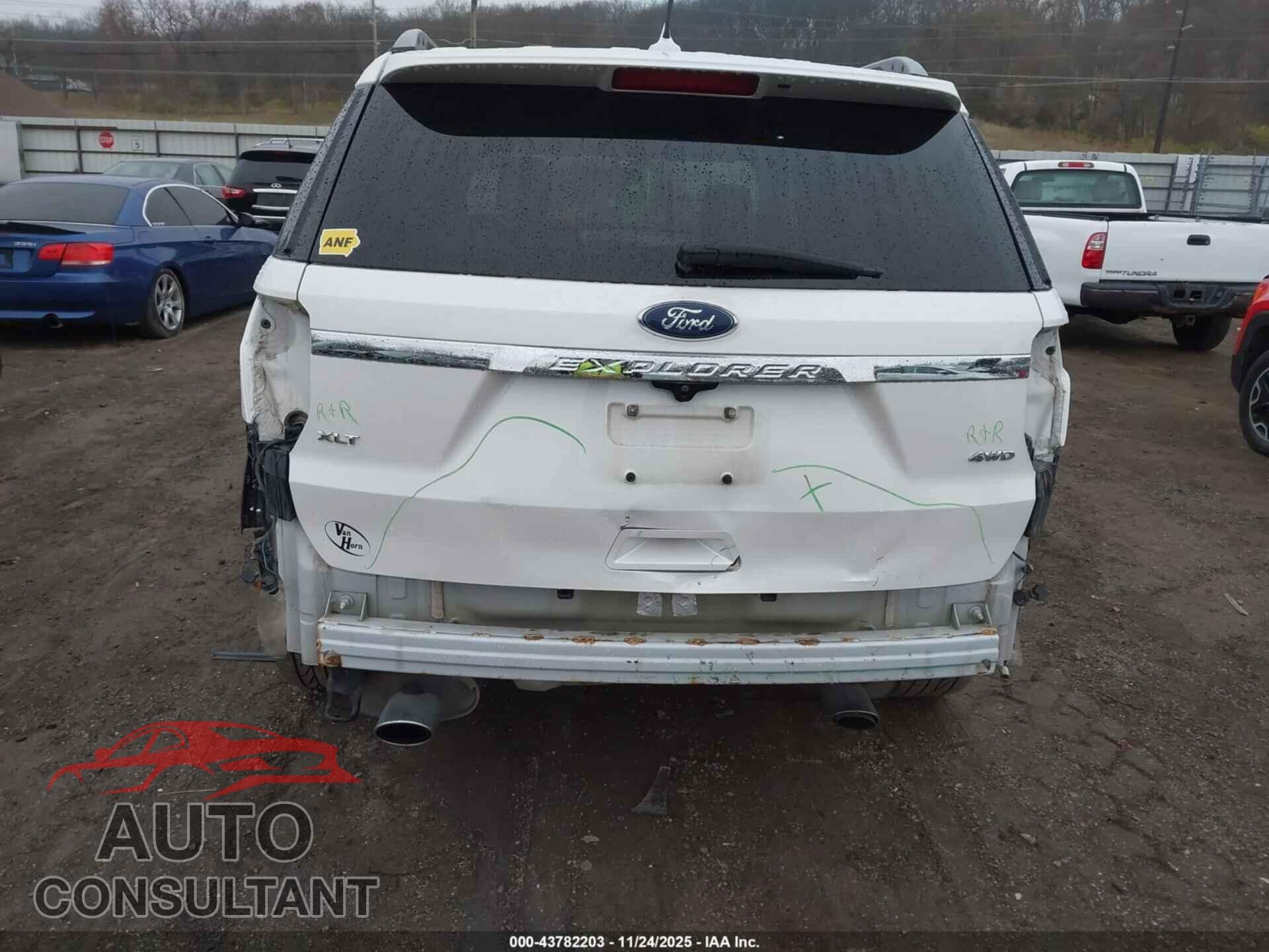 FORD EXPLORER 2018 - 1FM5K8D83JGB38361