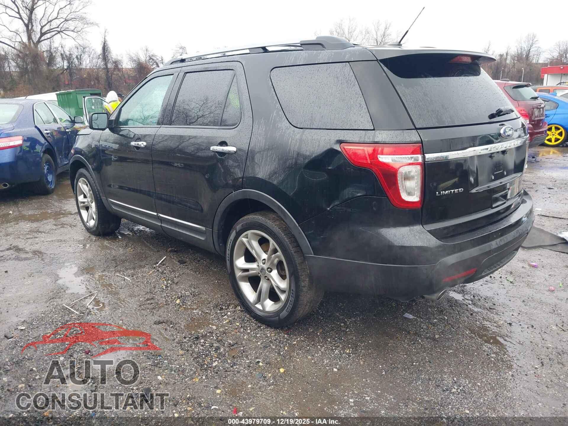 FORD EXPLORER 2011 - 1FMHK8F89BGA30578