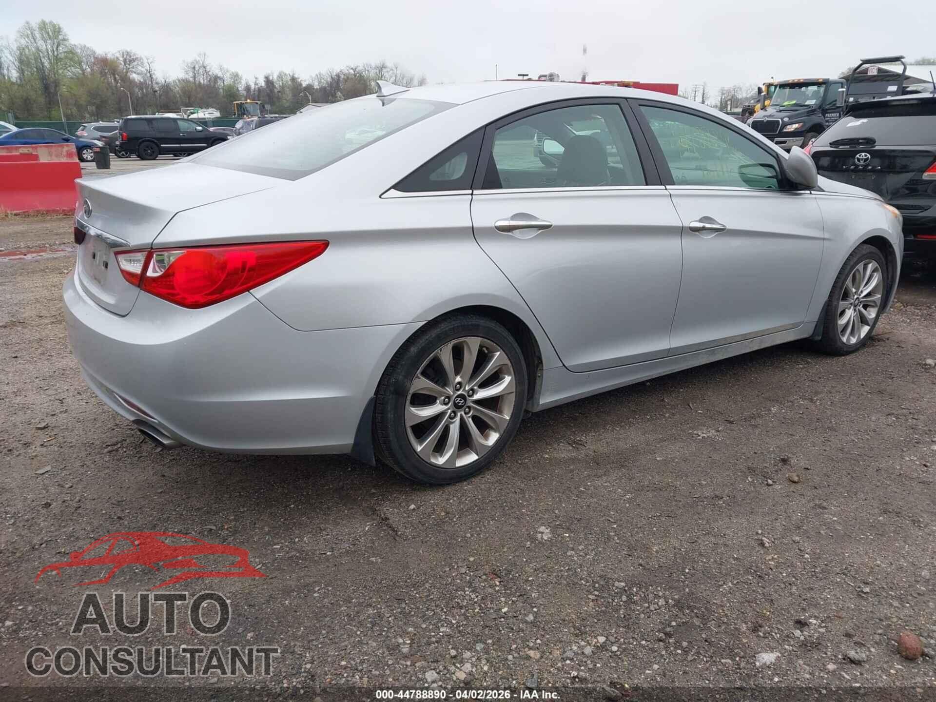 HYUNDAI SONATA 2013 - 5NPEC4AC8DH786362