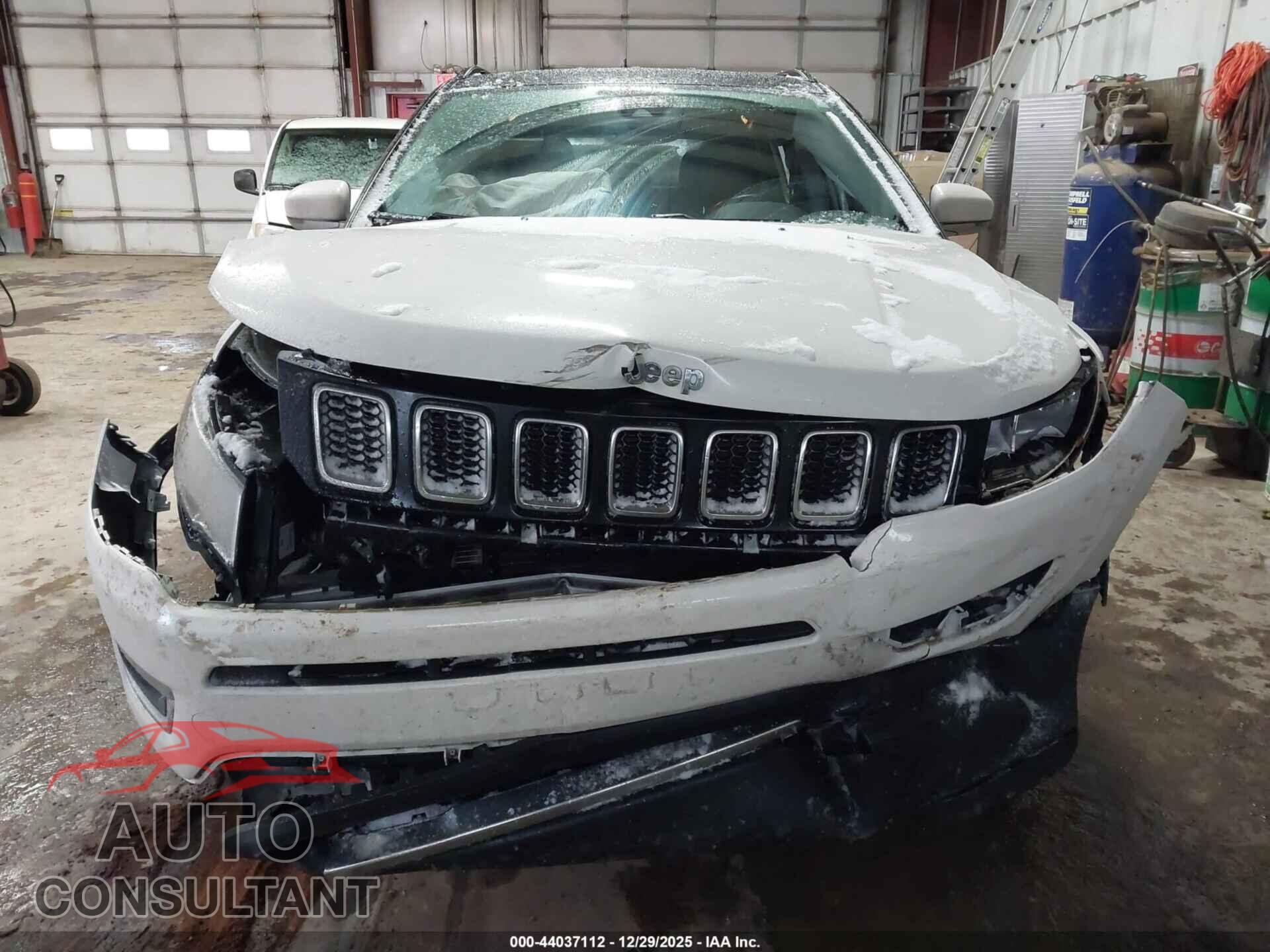 JEEP COMPASS 2021 - 3C4NJDCB2MT525481
