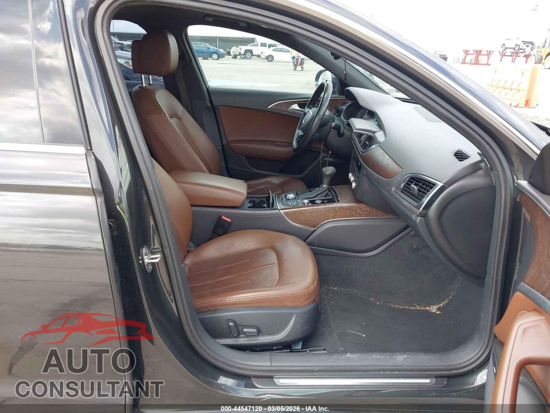 AUDI A6 2013 - WAUDFAFC4DN128920