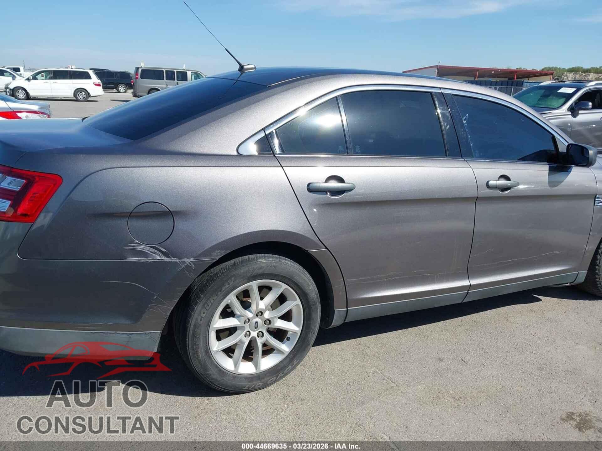 FORD TAURUS 2013 - 1FAHP2D83DG177977
