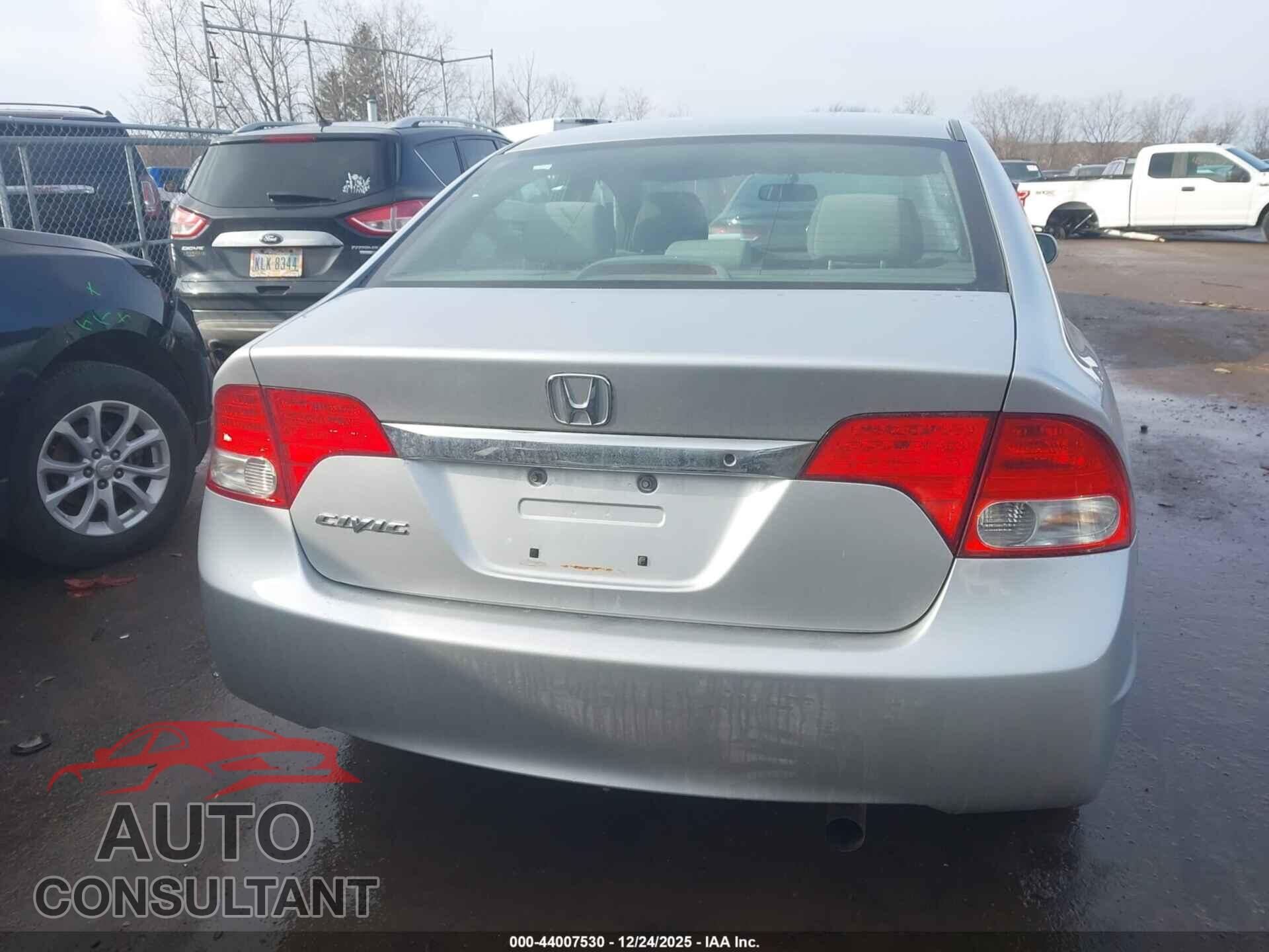 HONDA CIVIC 2009 - 19XFA16559E028896