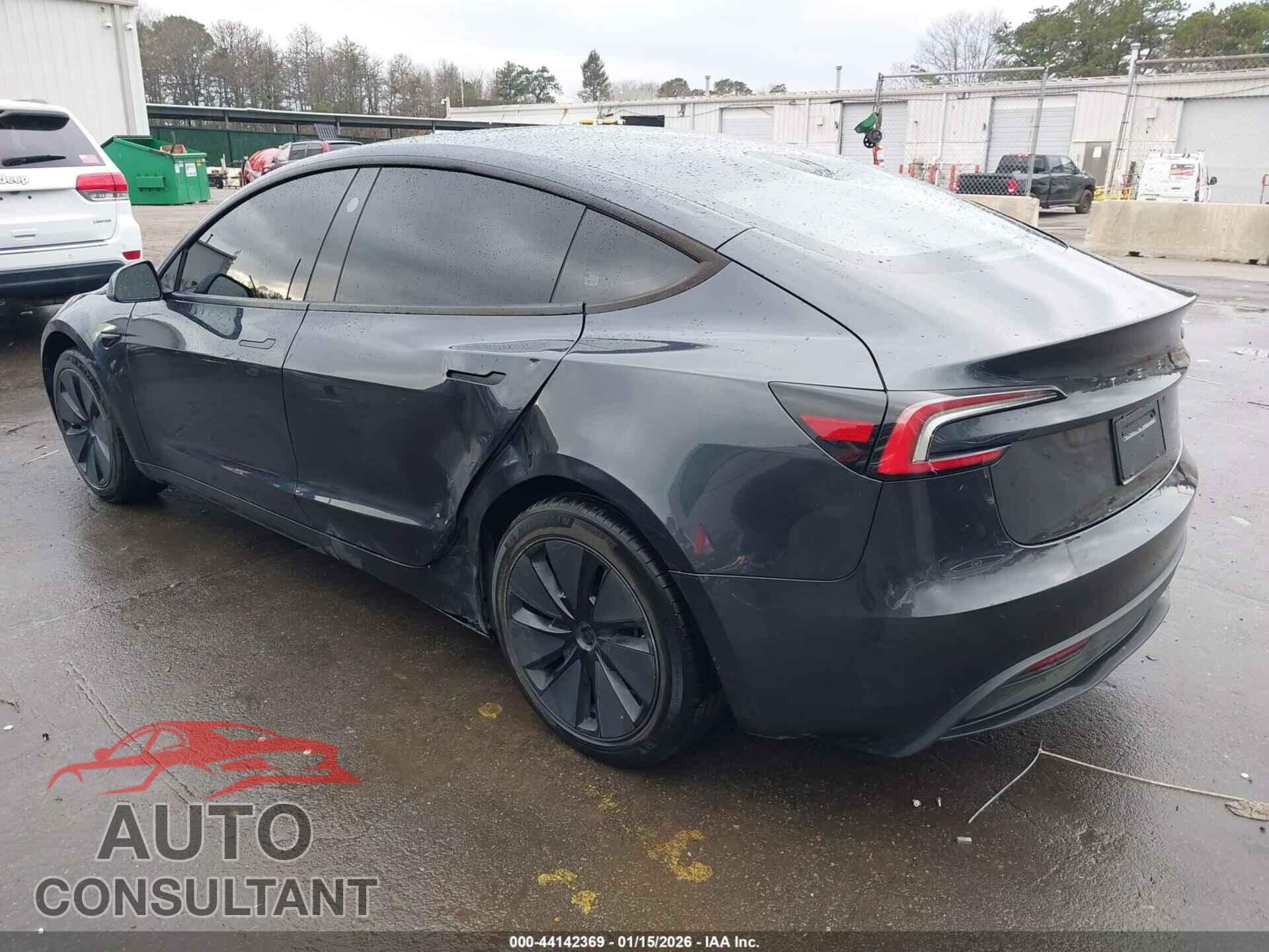 TESLA MODEL 3 2025 - 5YJ3E1EA2SF952928