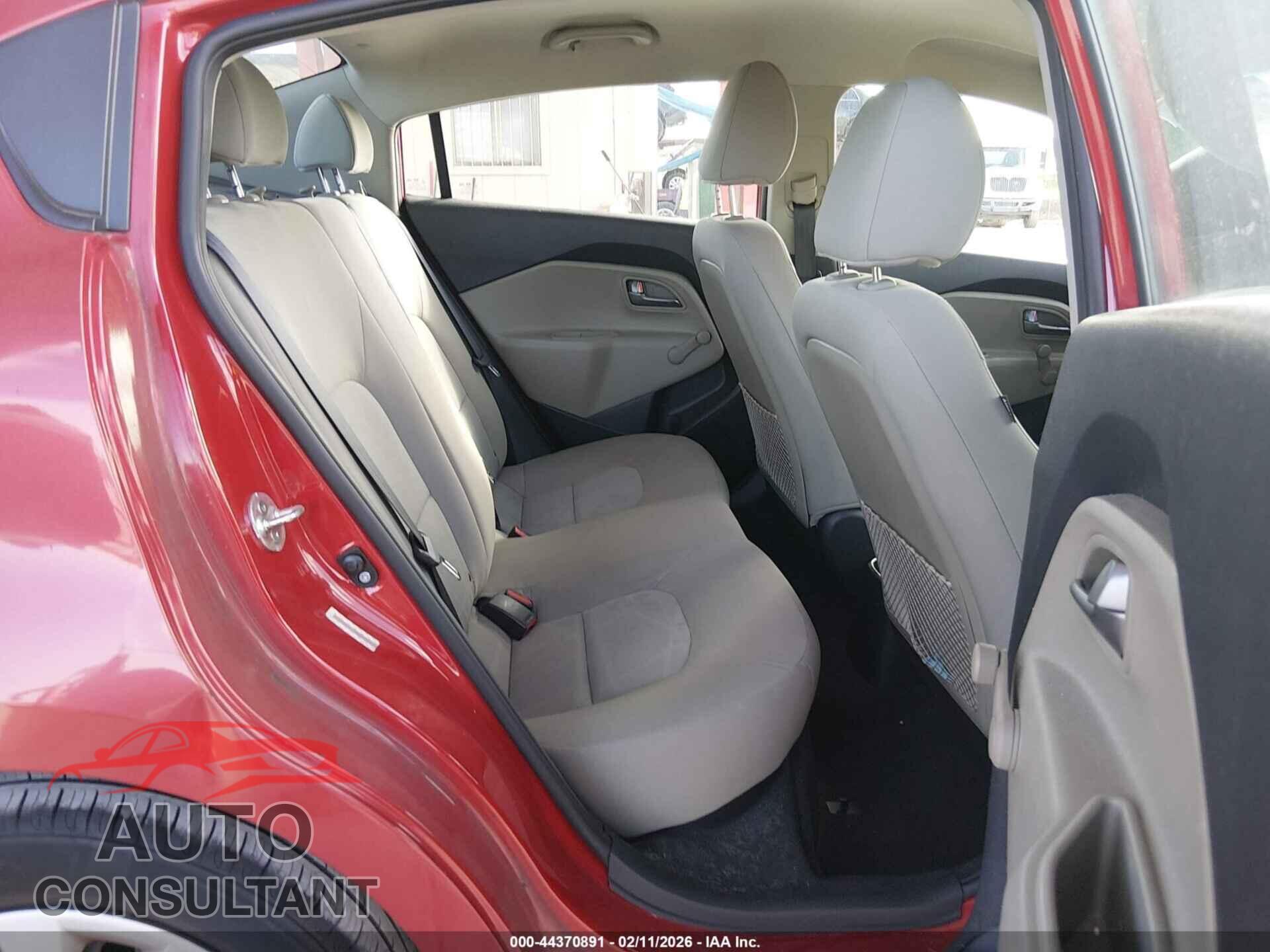 KIA RIO 2015 - KNADM4A31F6496032