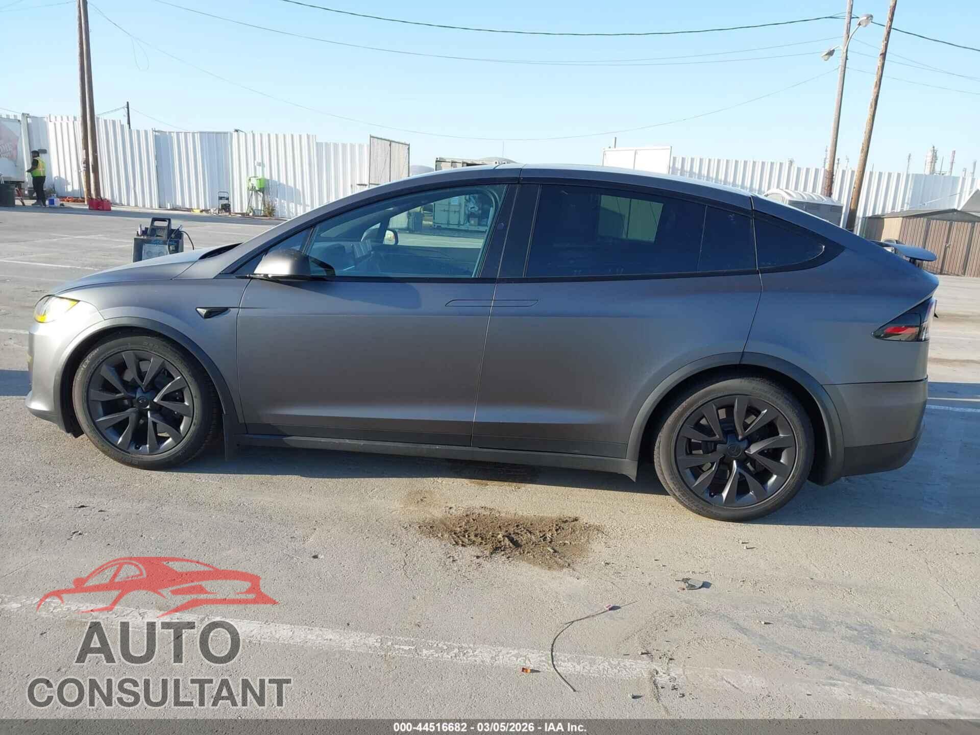 TESLA MODEL X 2024 - 7SAXCDE56RF439125