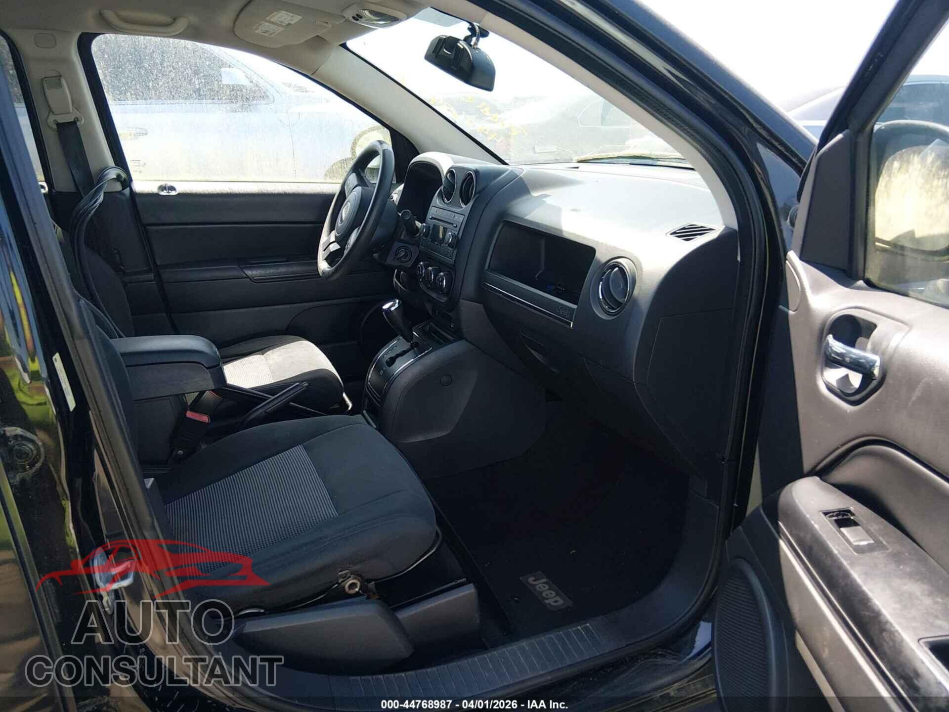 JEEP COMPASS 2011 - 1J4NT1FA2BD224363
