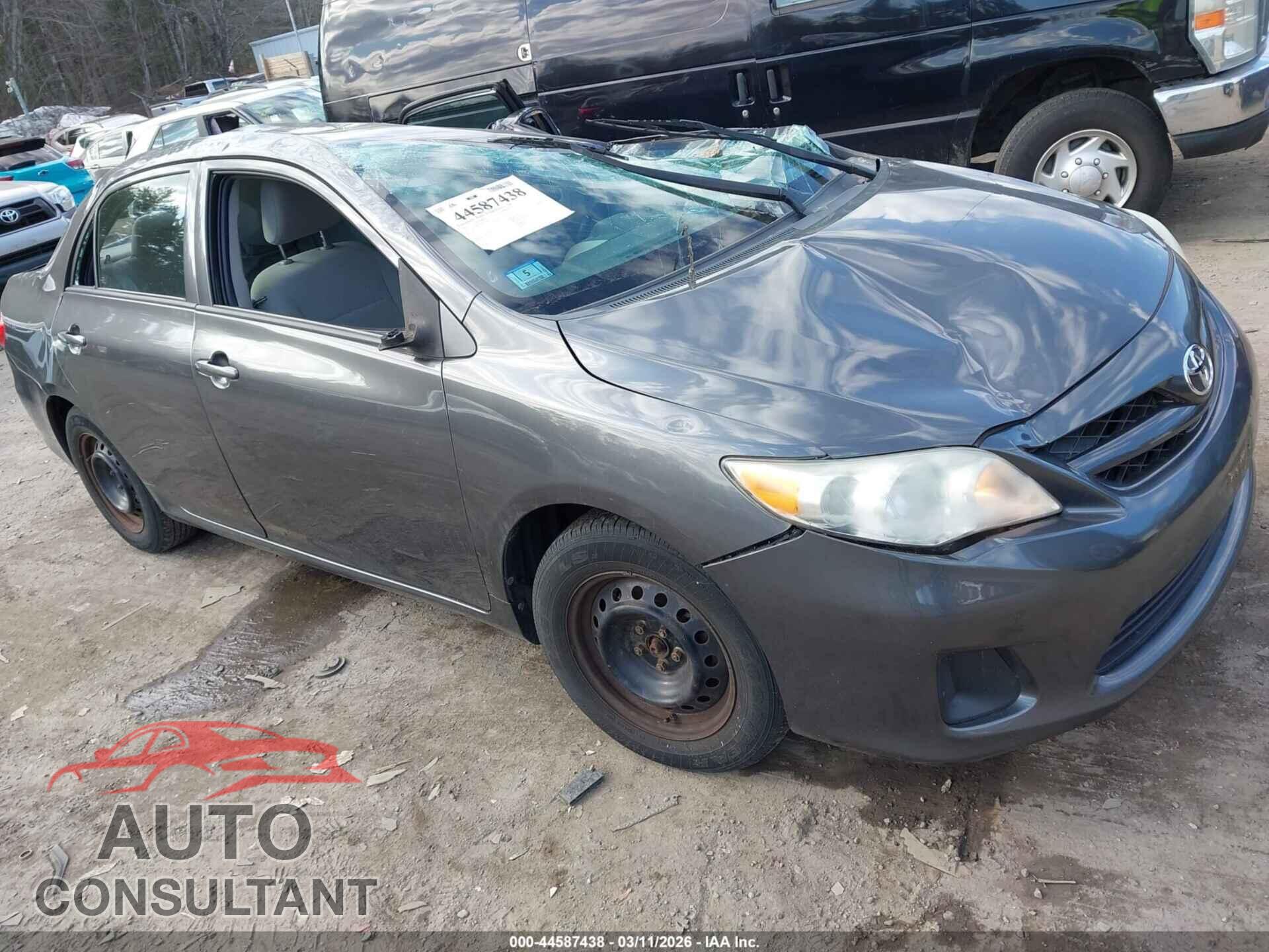 TOYOTA COROLLA 2013 - 2T1BU4EE7DC035882