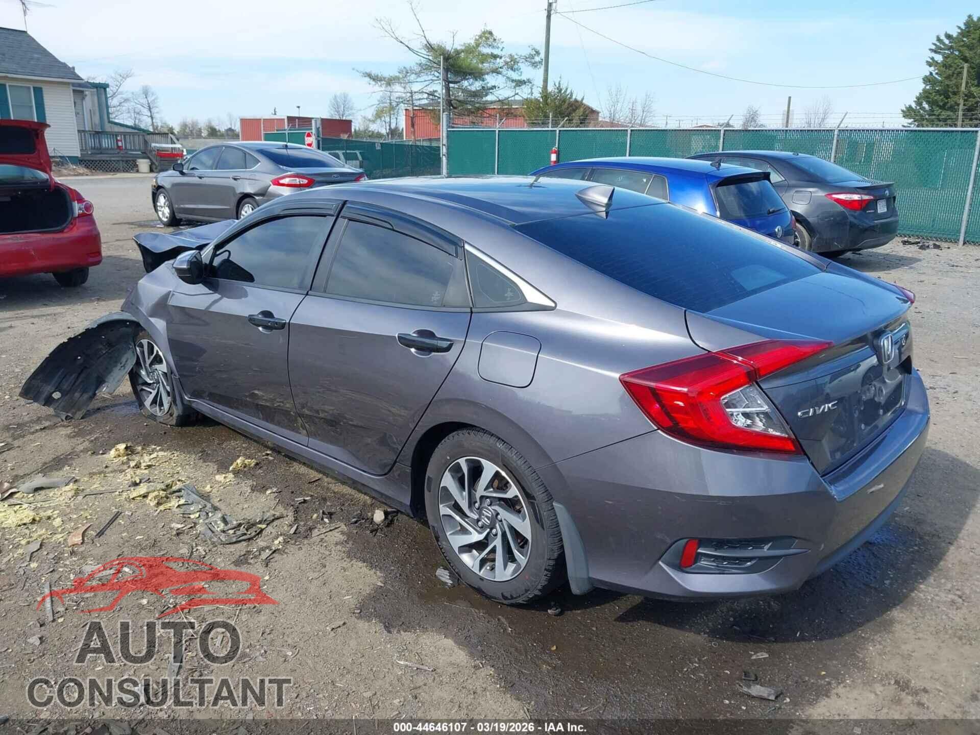 HONDA CIVIC 2017 - 19XFC2F79HE031915