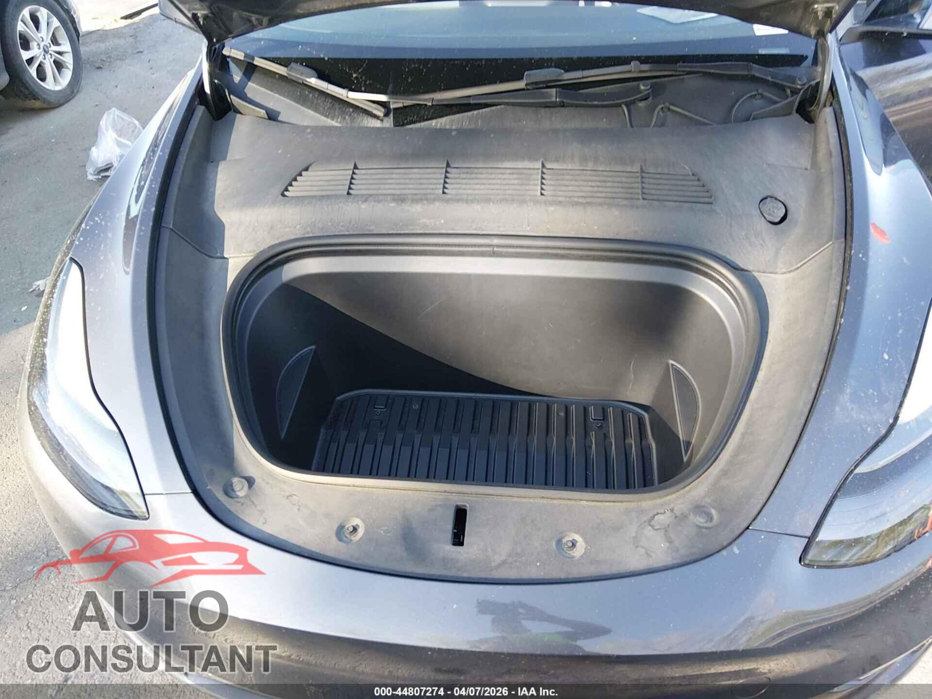 TESLA MODEL Y 2023 - 7SAYGDEE2PF840015