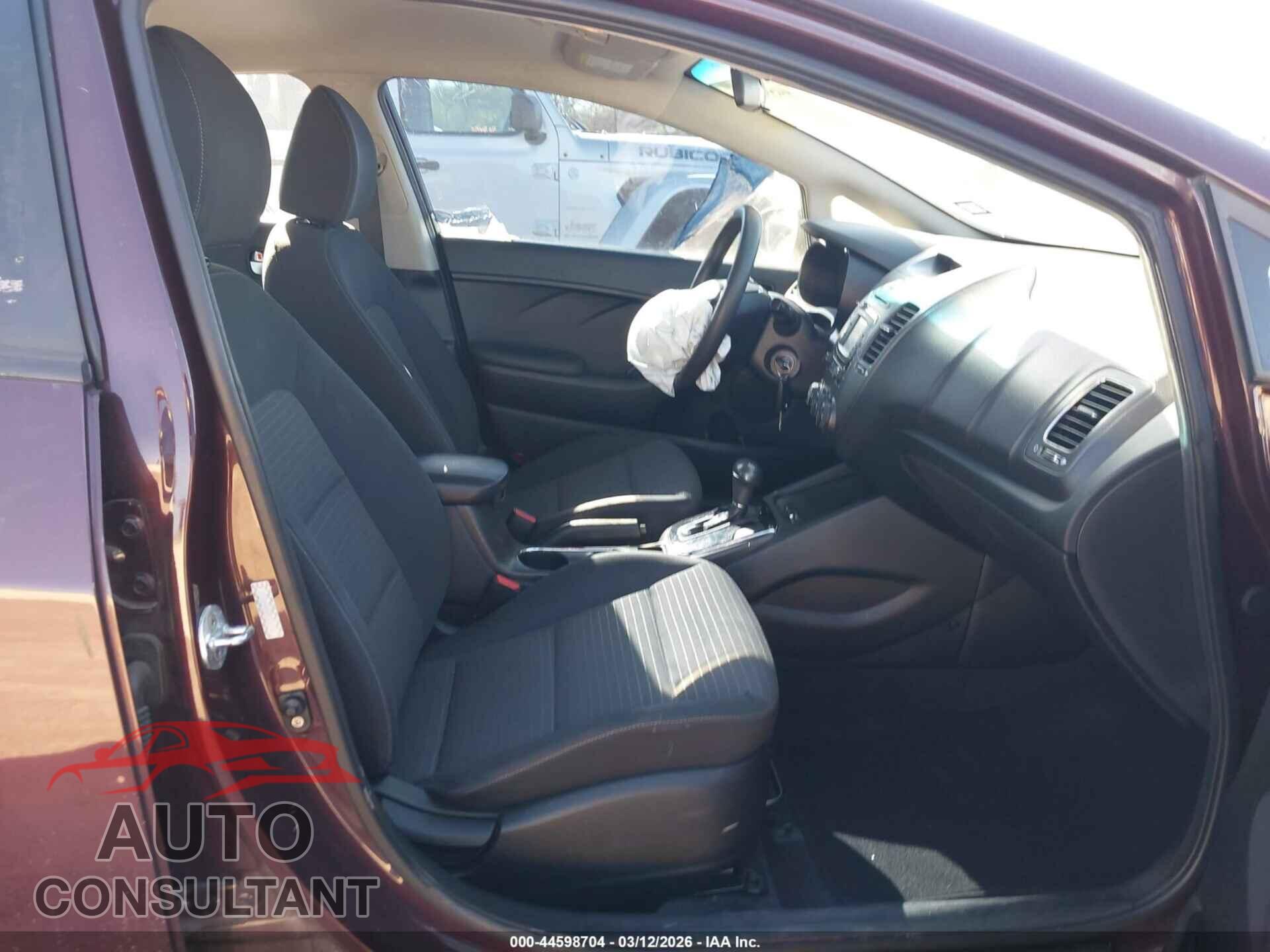 KIA FORTE 2017 - 3KPFL4A76HE012712