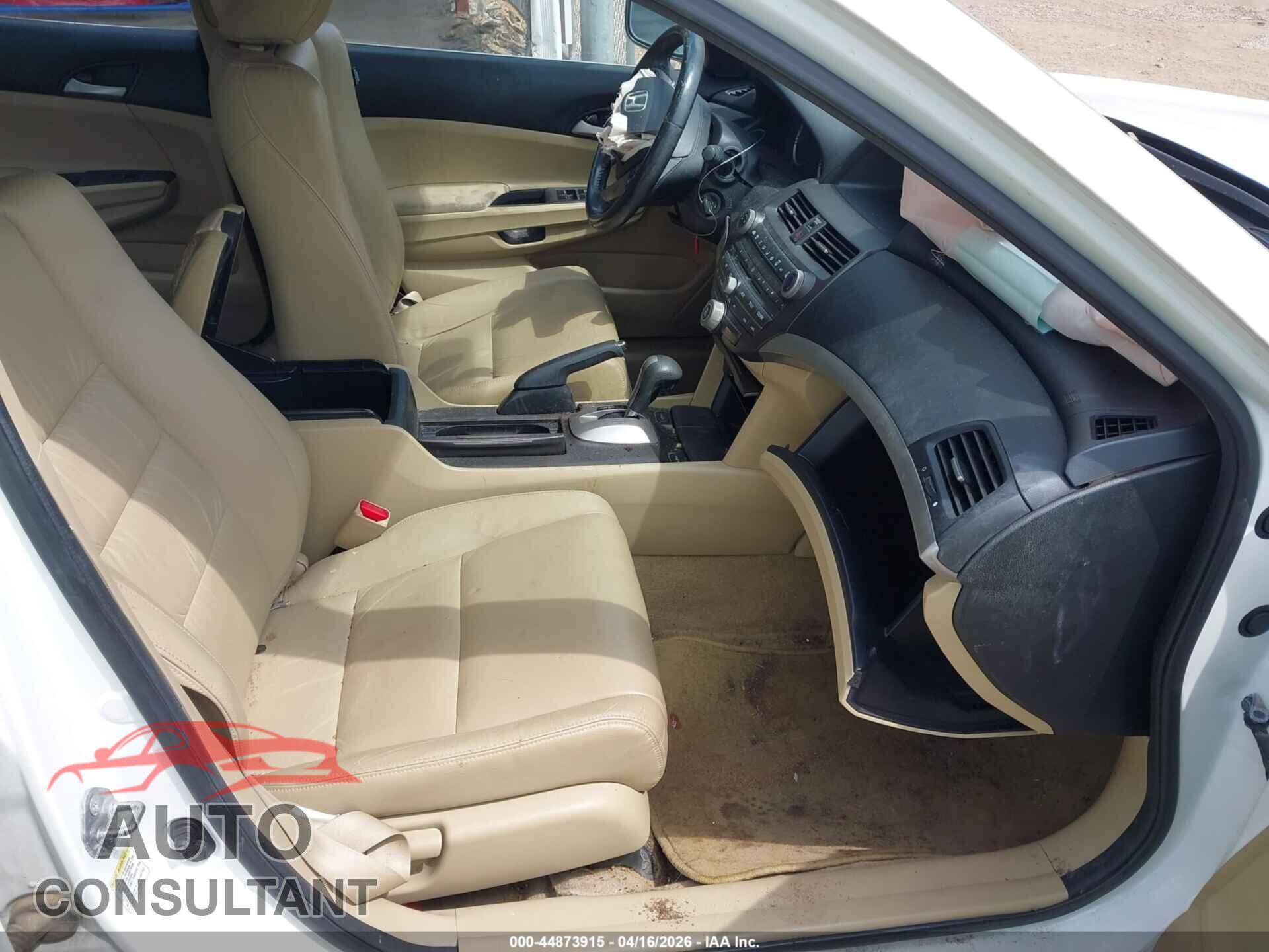 HONDA ACCORD 2011 - 1HGCP2F61BA105886