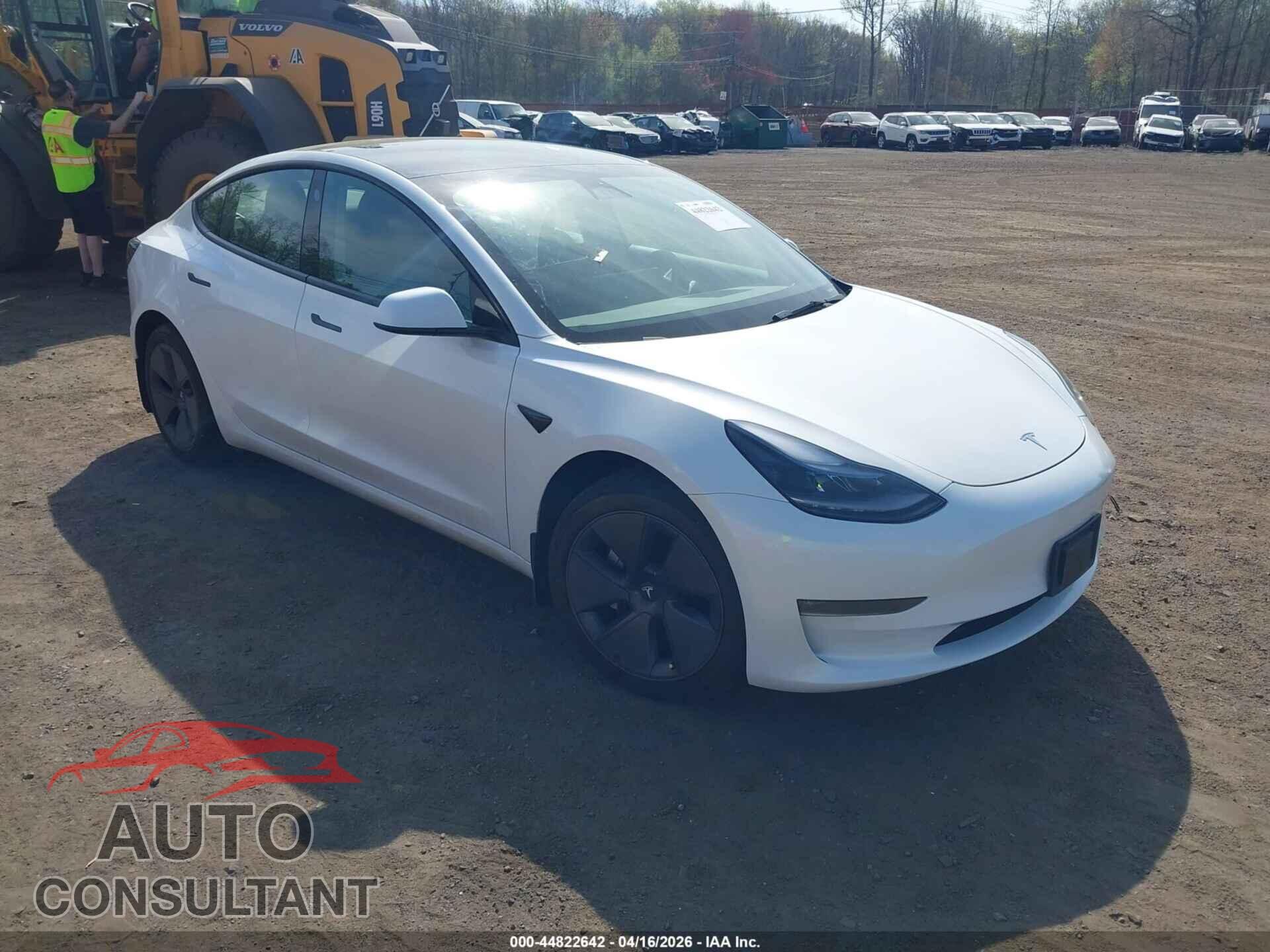 TESLA MODEL 3 2023 - 5YJ3E1EBXPF682024