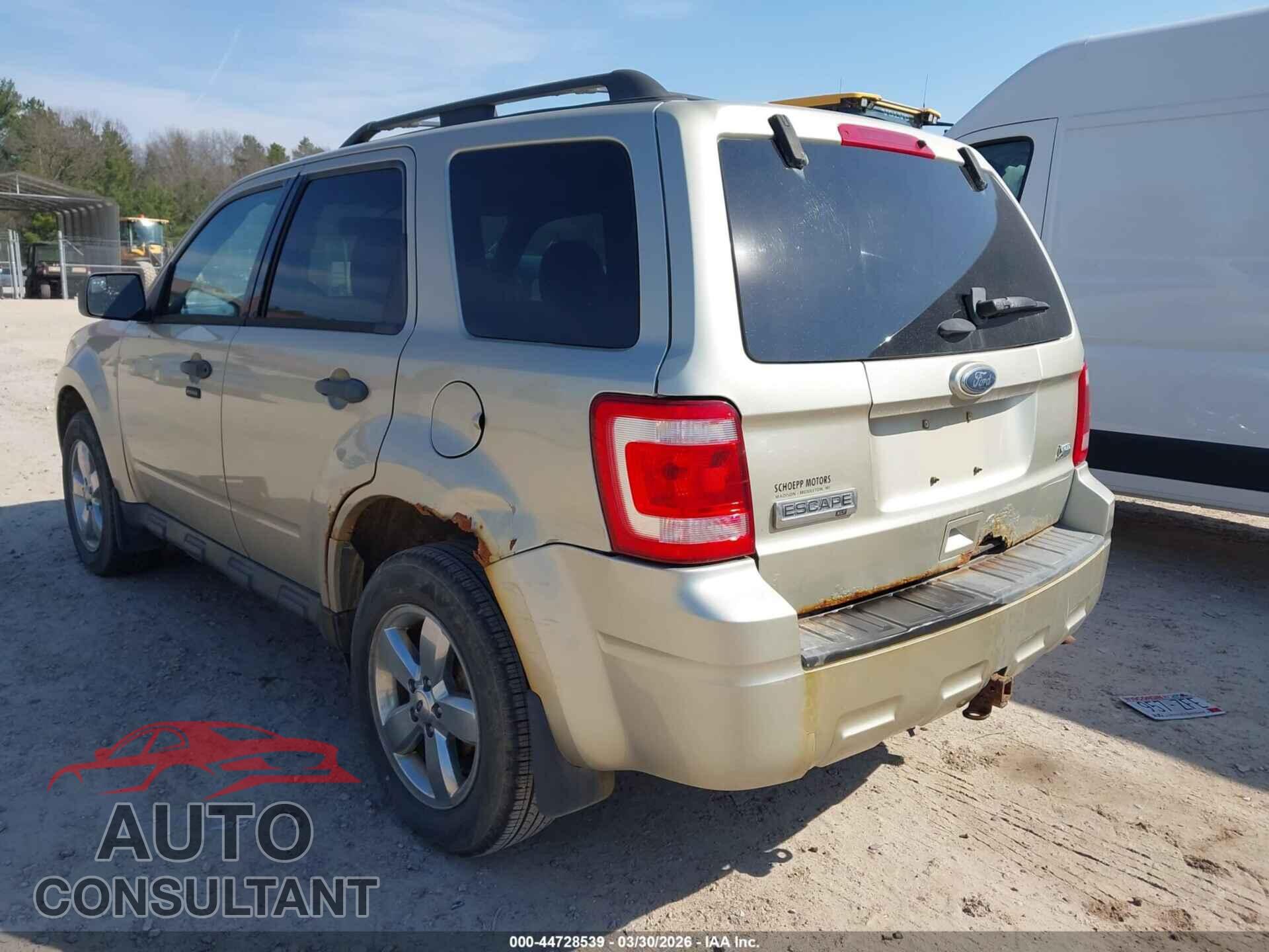 FORD ESCAPE 2010 - 1FMCU9DG6AKC26834