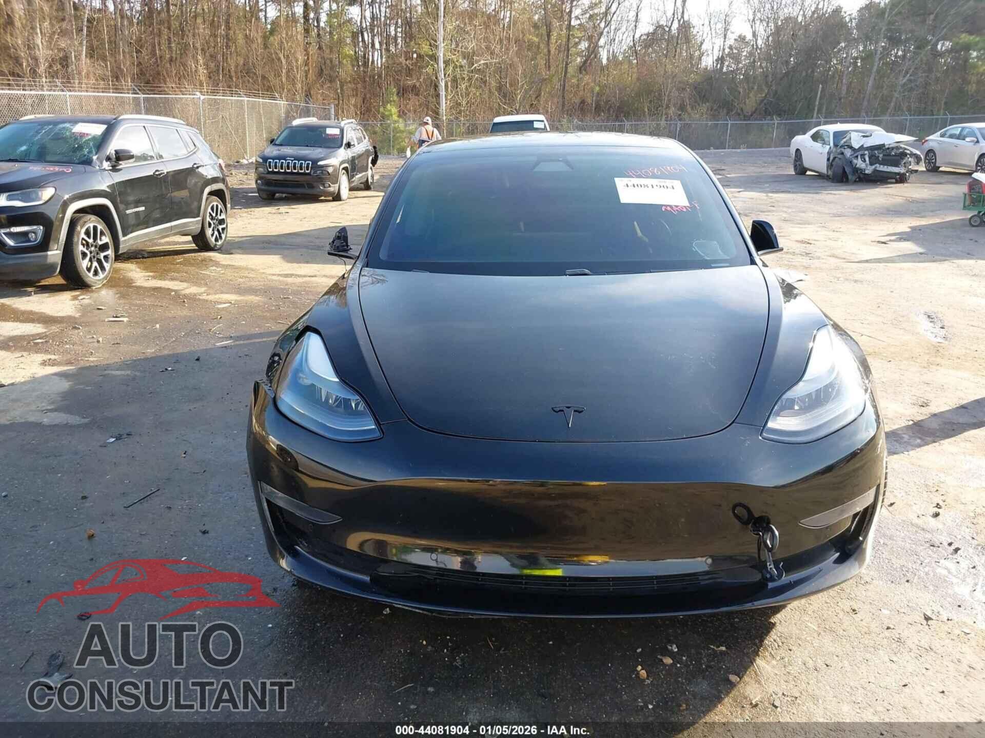 TESLA MODEL 3 2021 - 5YJ3E1EC5MF084606