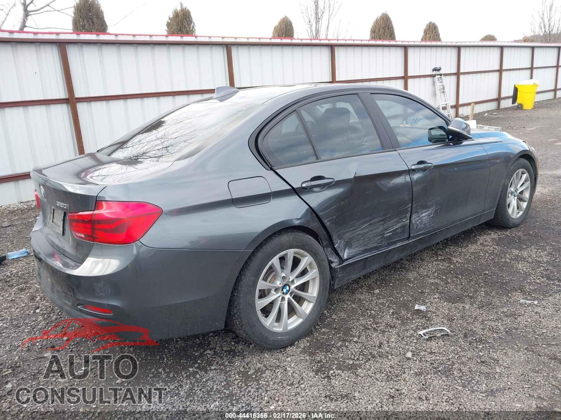 BMW 320I 2016 - WBA8E5G57GNU20092