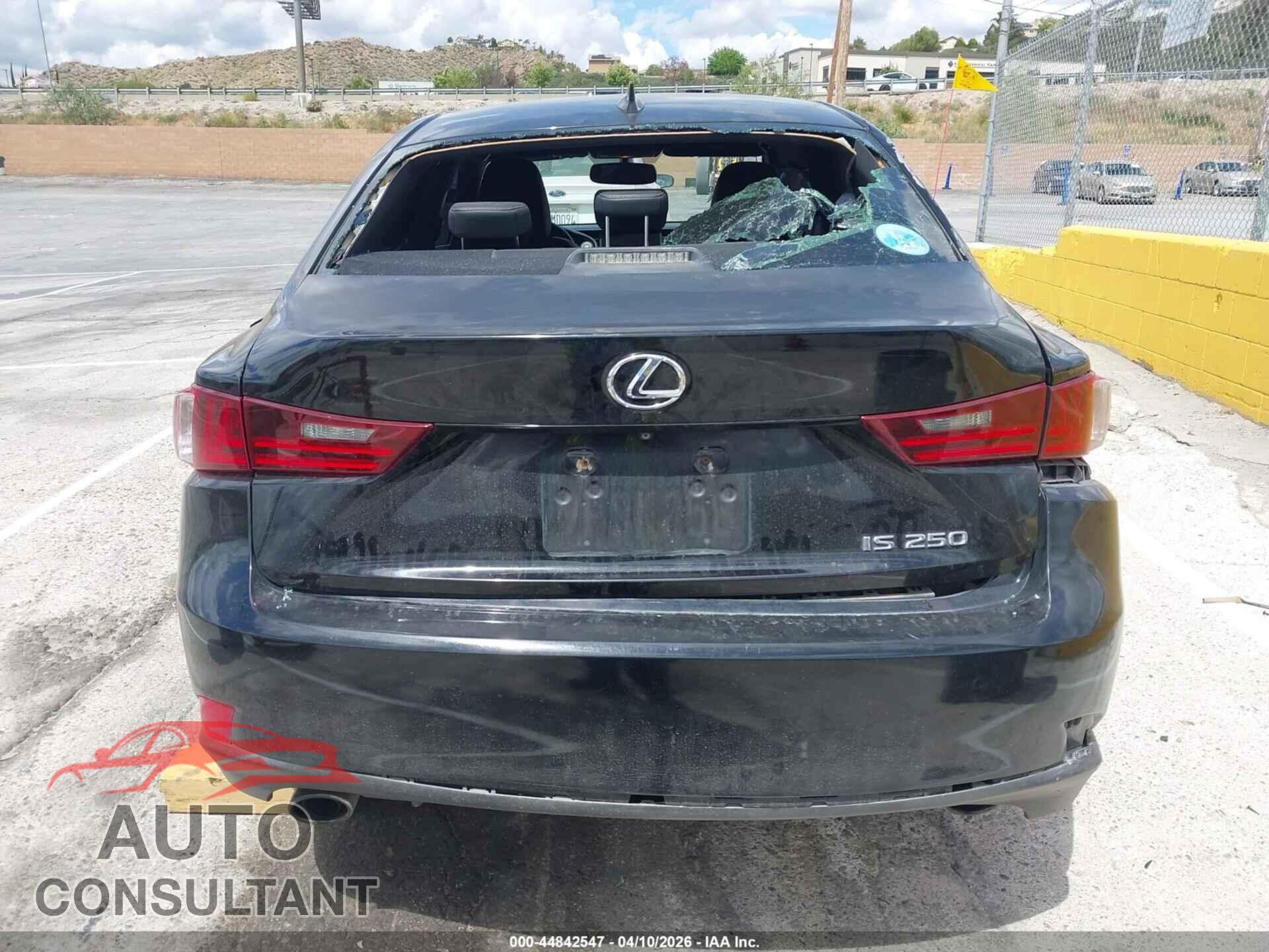 LEXUS IS 250 2014 - JTHBF1D24E5005316