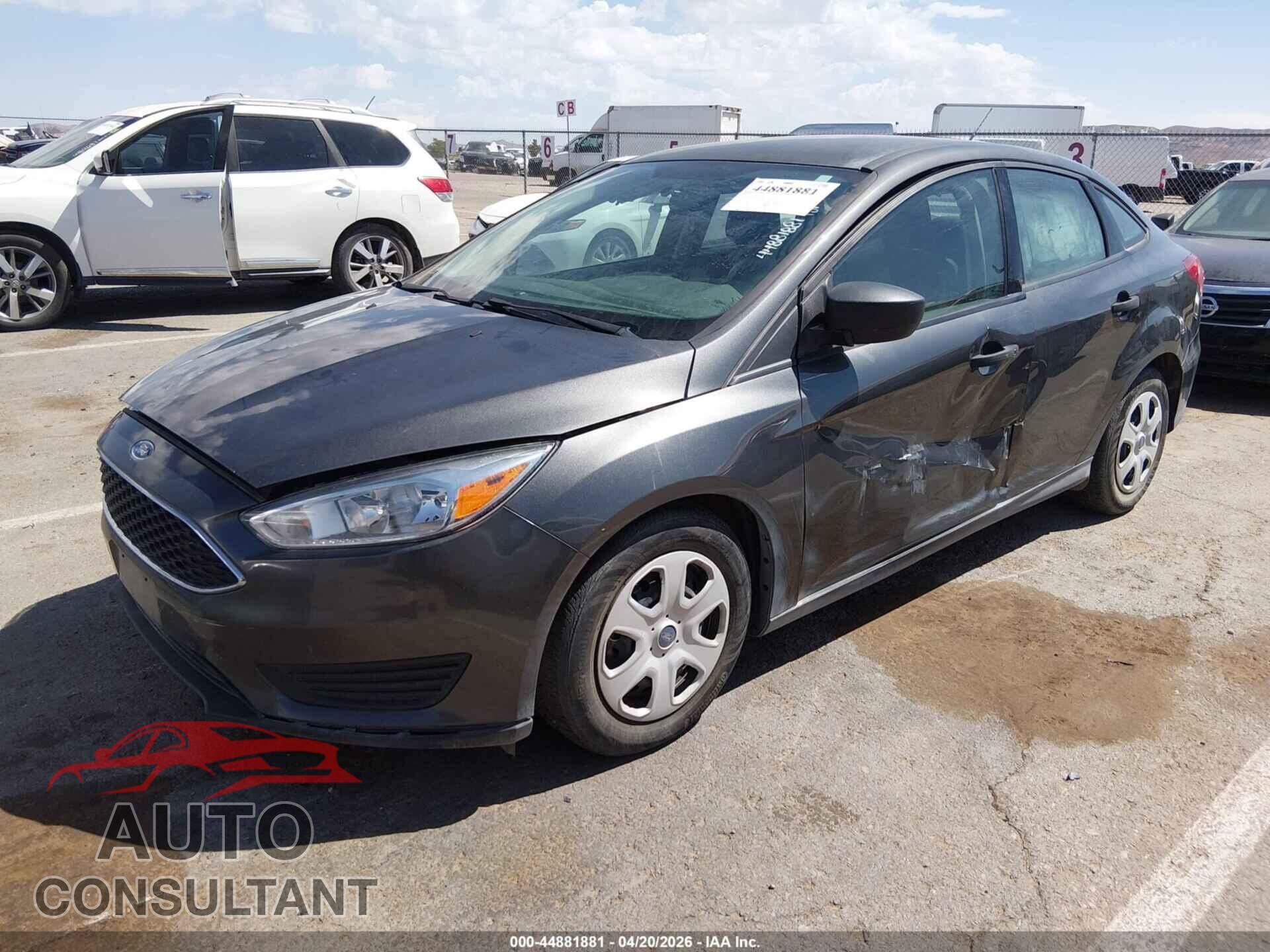 FORD FOCUS 2018 - 1FADP3E29JL277728