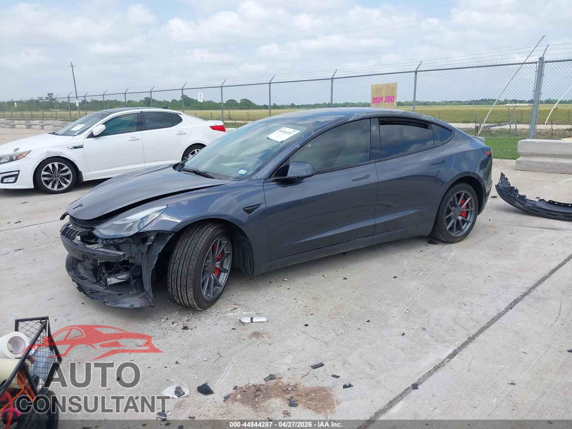 TESLA MODEL 3 2023 - 5YJ3E1EA1PF686776