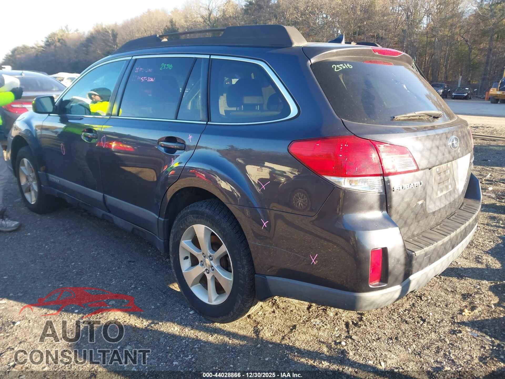 SUBARU OUTBACK 2013 - 4S4BRDKC2D2255719