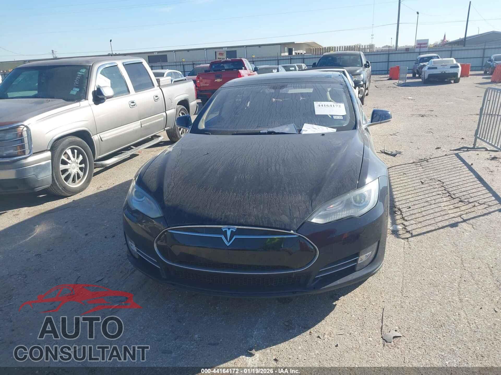TESLA MODEL S 2014 - 5YJSA1H13EFP39784