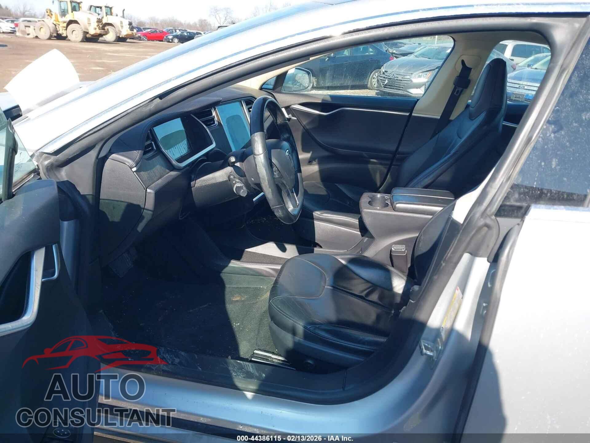 TESLA MODEL S 2013 - 5YJSA1AG8DFP13291