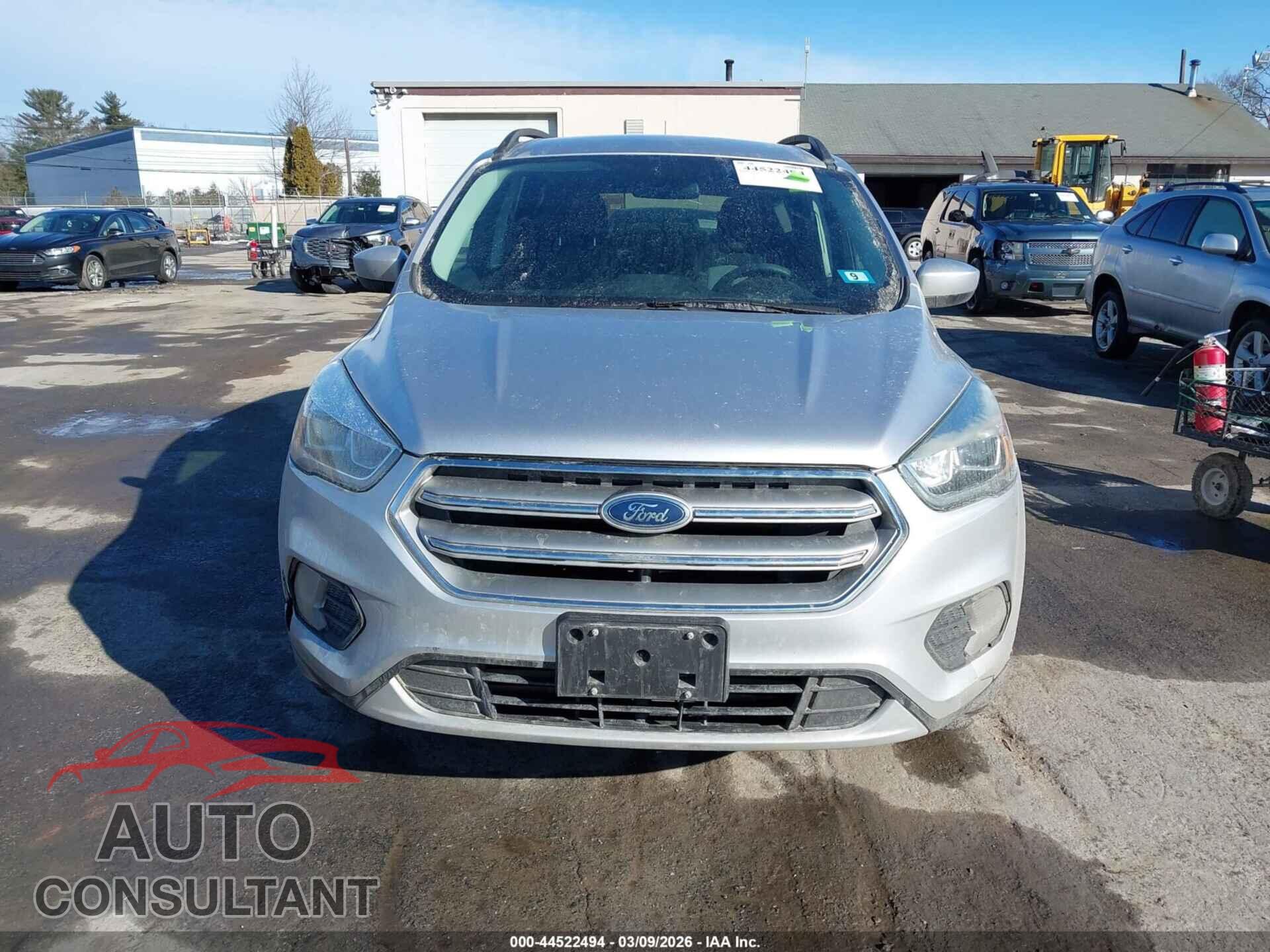 FORD ESCAPE 2017 - 1FMCU9GD2HUC04295