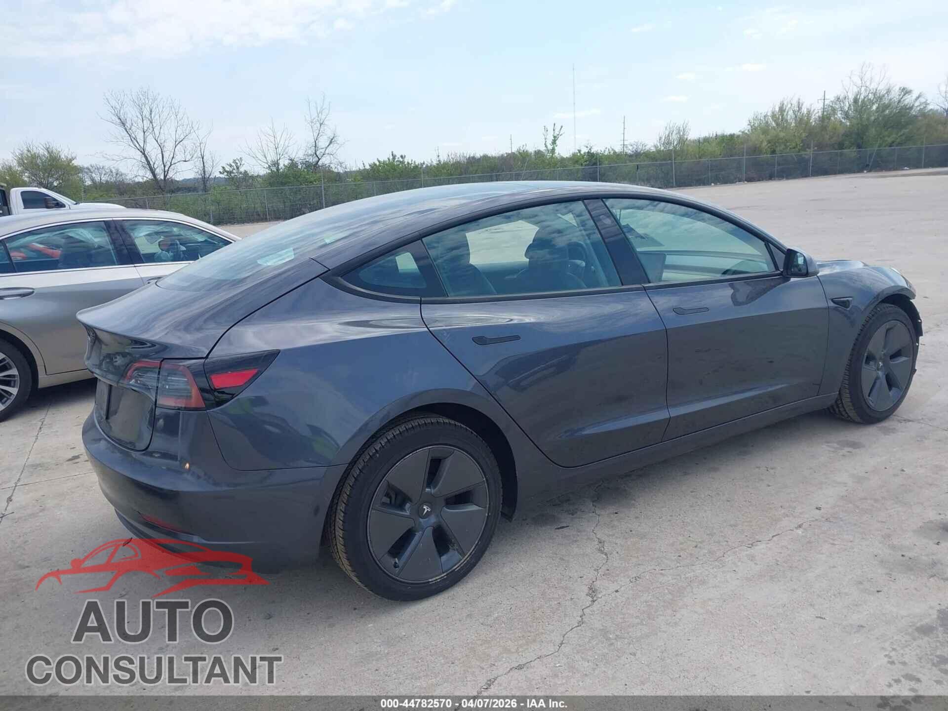 TESLA MODEL 3 2023 - 5YJ3E1EA1PF694800