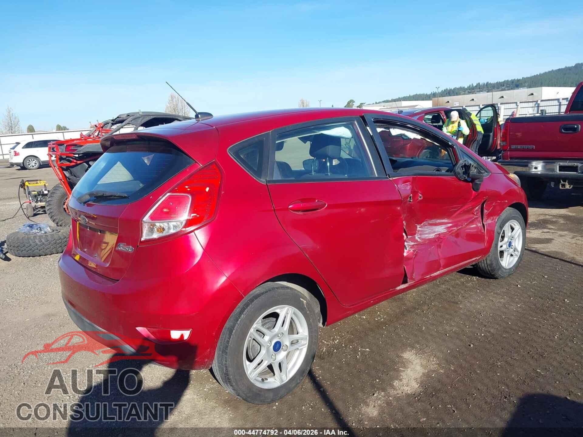 FORD FIESTA 2017 - 3FADP4EJ2HM110634