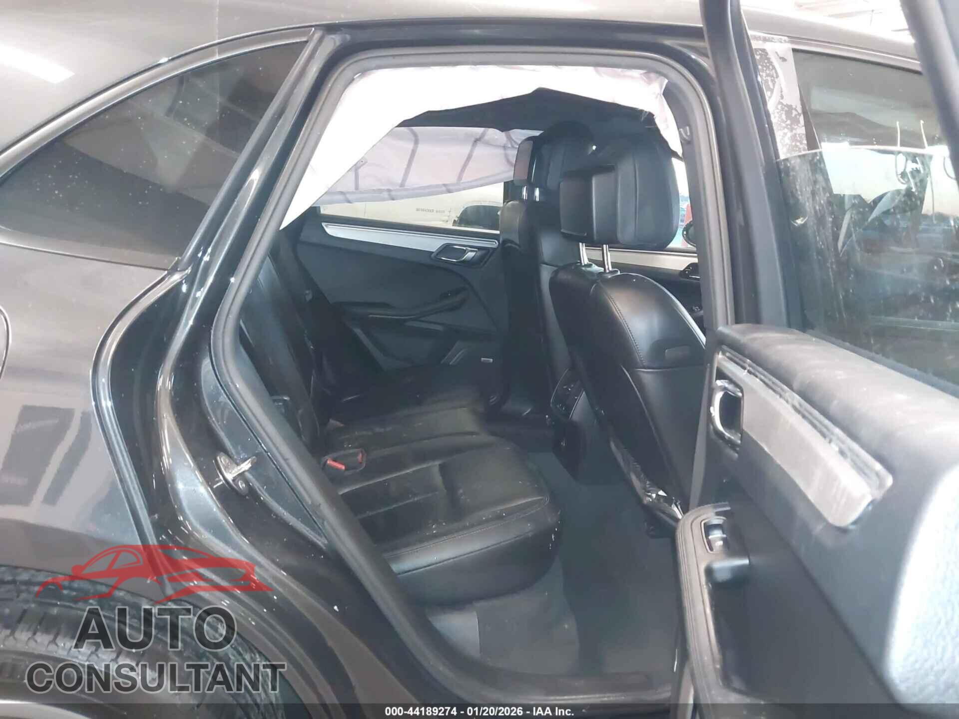 PORSCHE MACAN 2018 - WP1AA2A56JLB20617