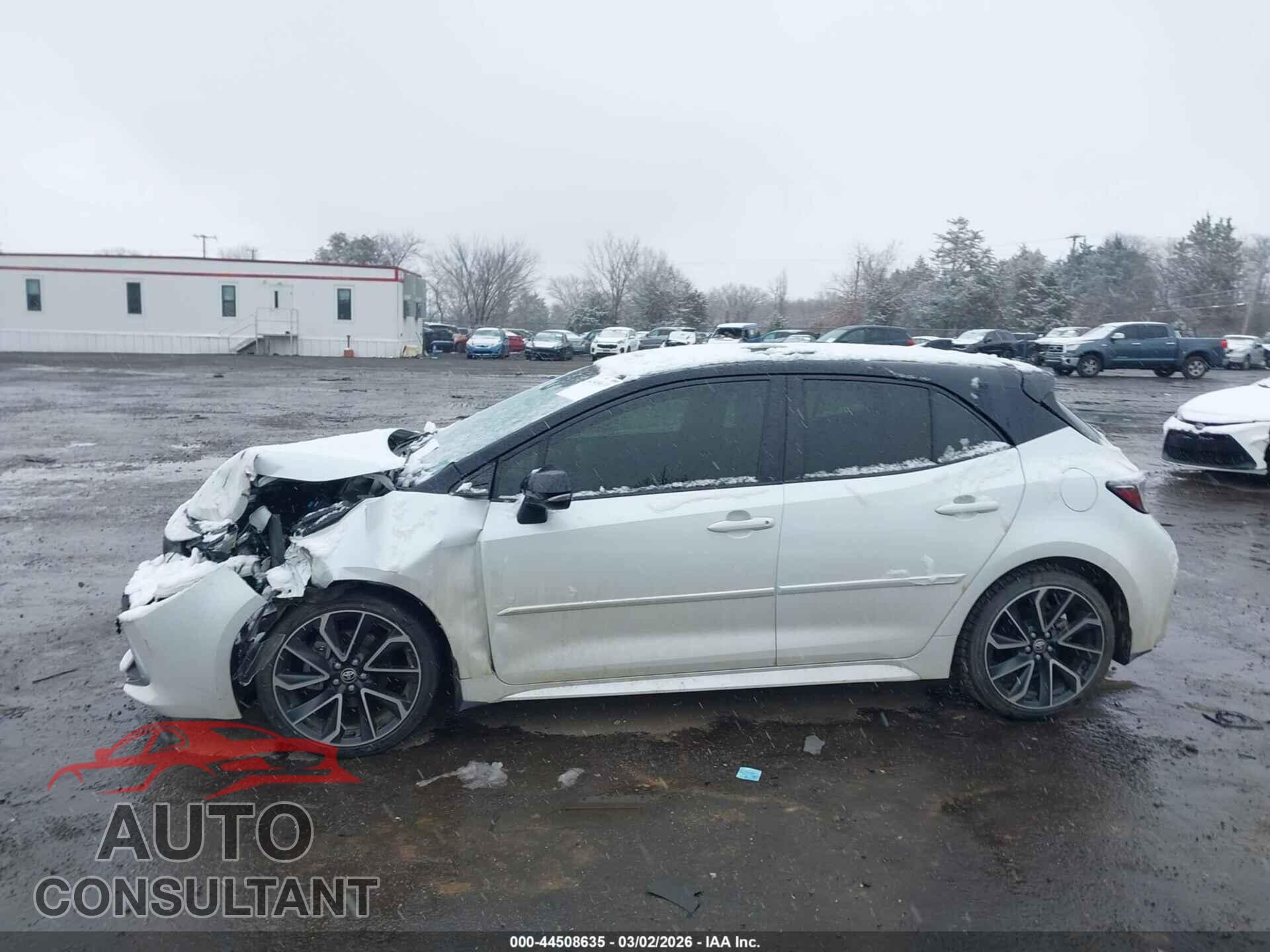 TOYOTA COROLLA 2021 - JTNC4MBE2M3140133