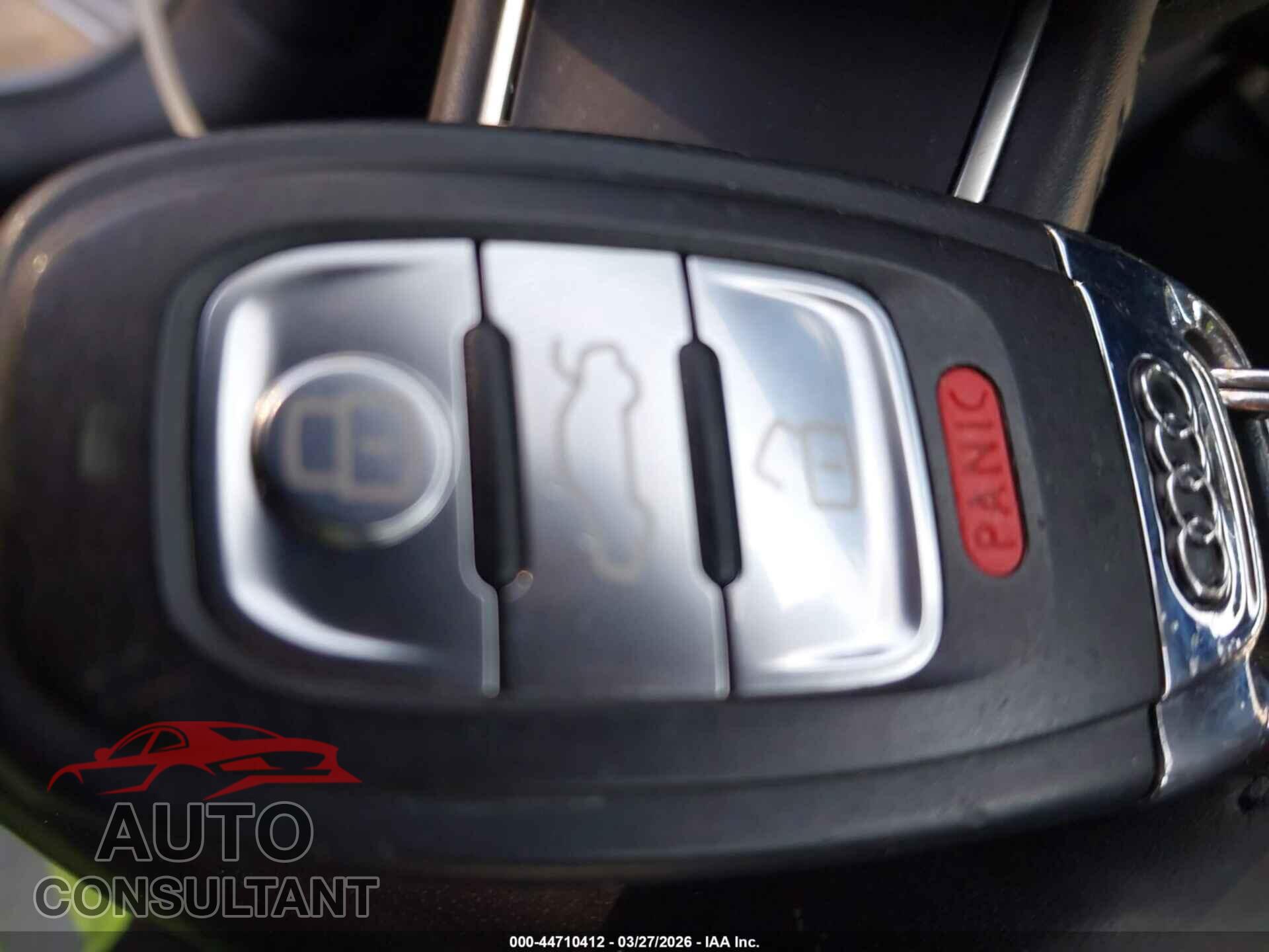 AUDI A4 2013 - WAUFFAFL6DA098917